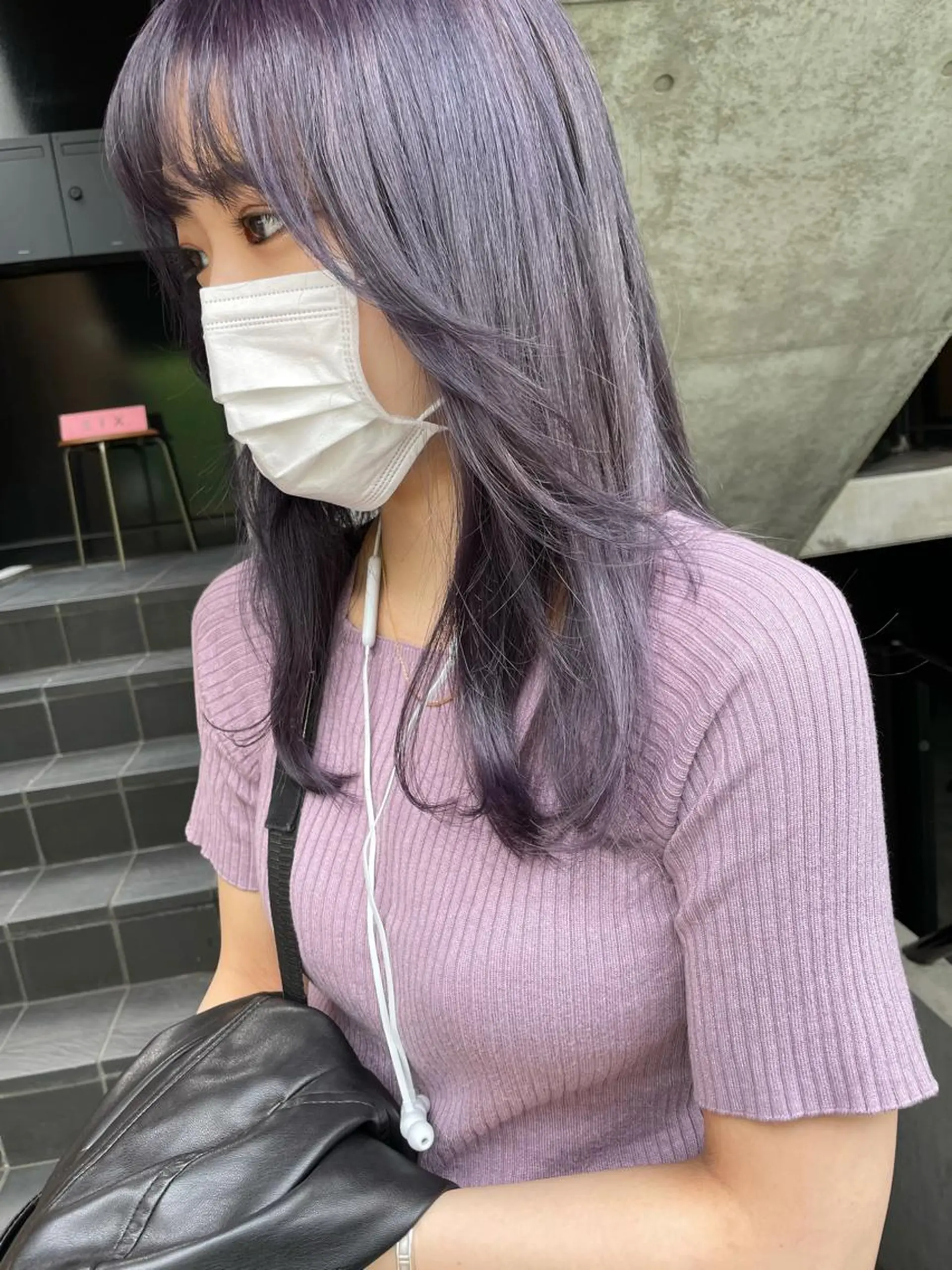 ミディアム パープルカラー 韓国風ヘア レイヤーカット カット ヘアカラー シンプル+αな デザインを 松崎陸のヘアスタイル
