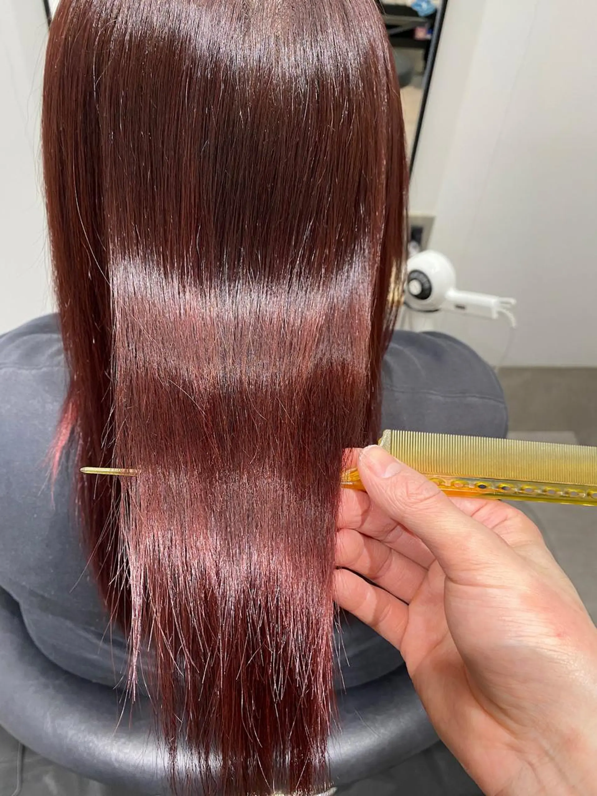 セミロング カラー トリートメント ヘッドスパ 髪質改善・育髪サロンABELIA所属・大西 敦之のヘアスタイル