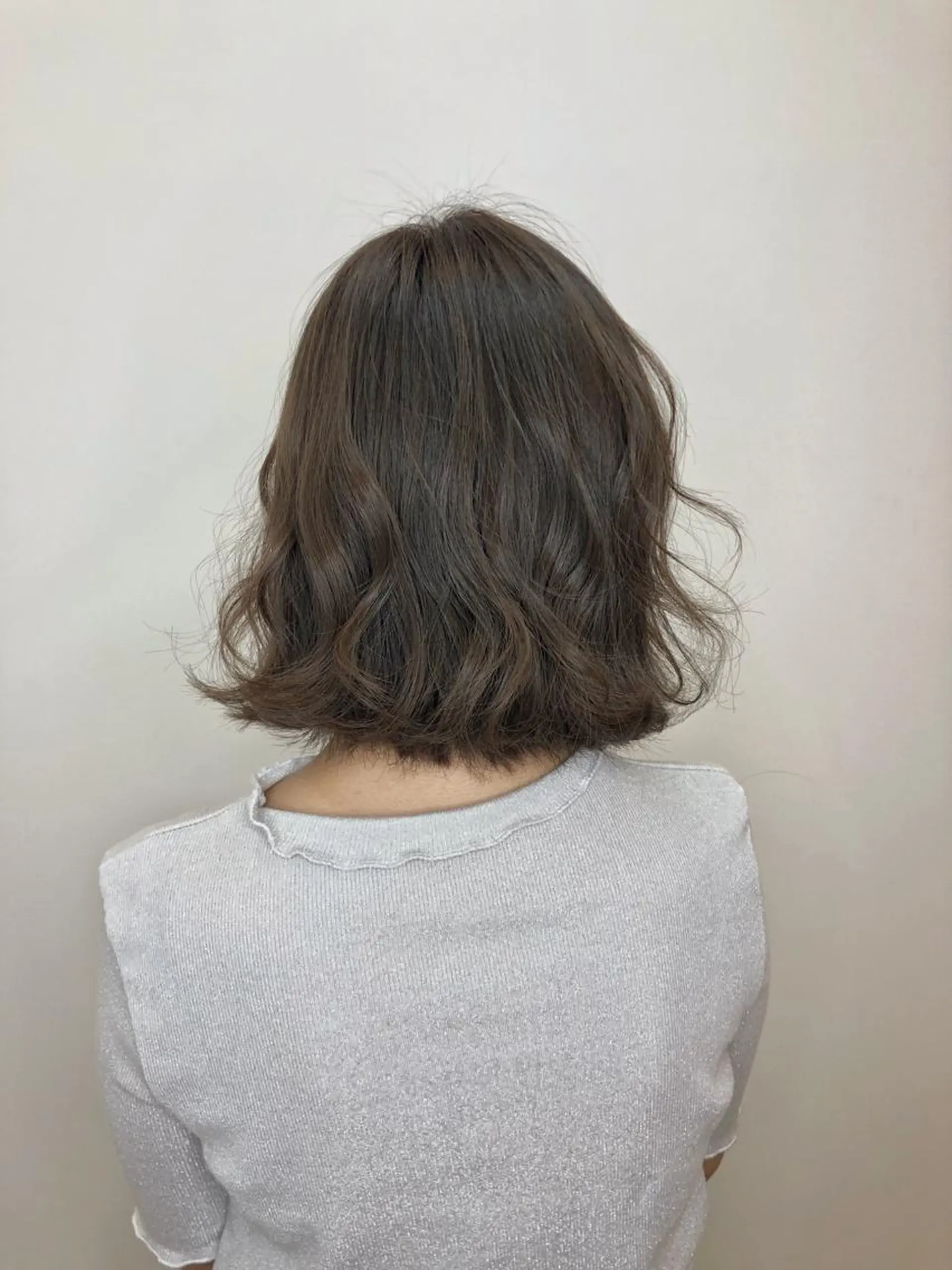 ミディアム カラー 透明感カラー イルミナカラー 齋藤 らいのヘアスタイル