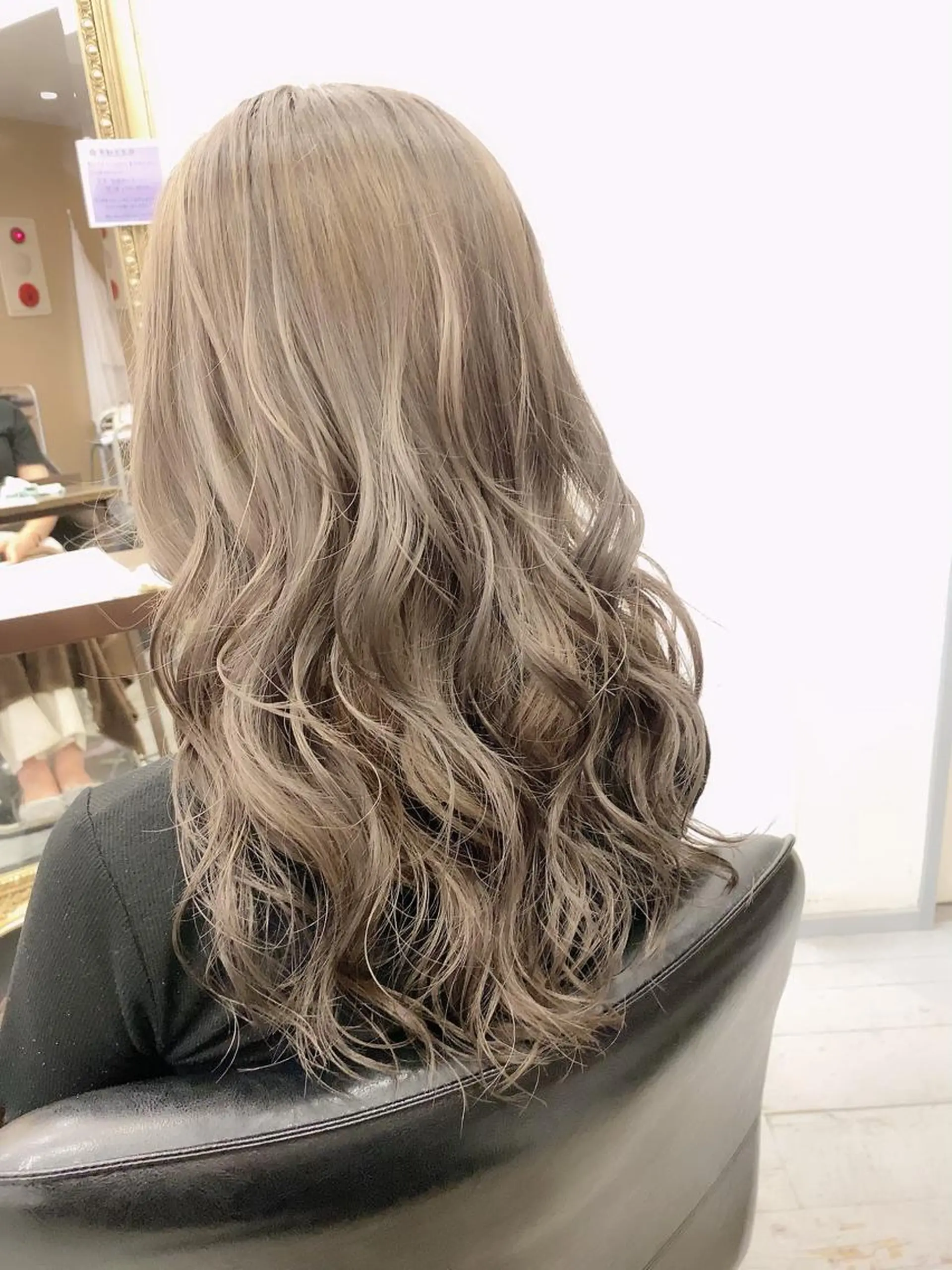 ロング カラー カット ヘアカラー トリートメント 🍀Moda by Grande🍀のヘアスタイル