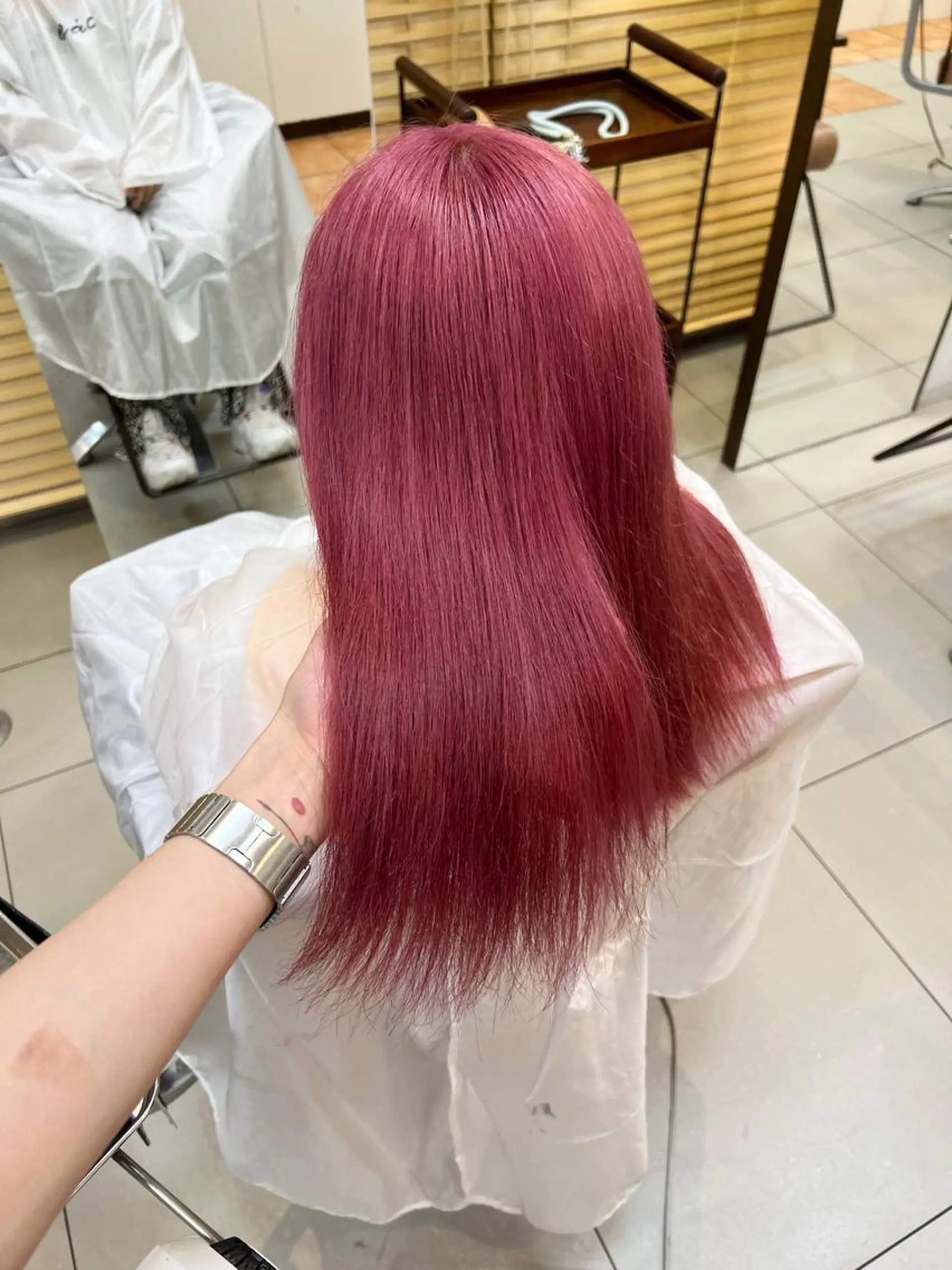 ロング カラー ピンクカラー SOYONなんば店 ／韓国風のヘアスタイル