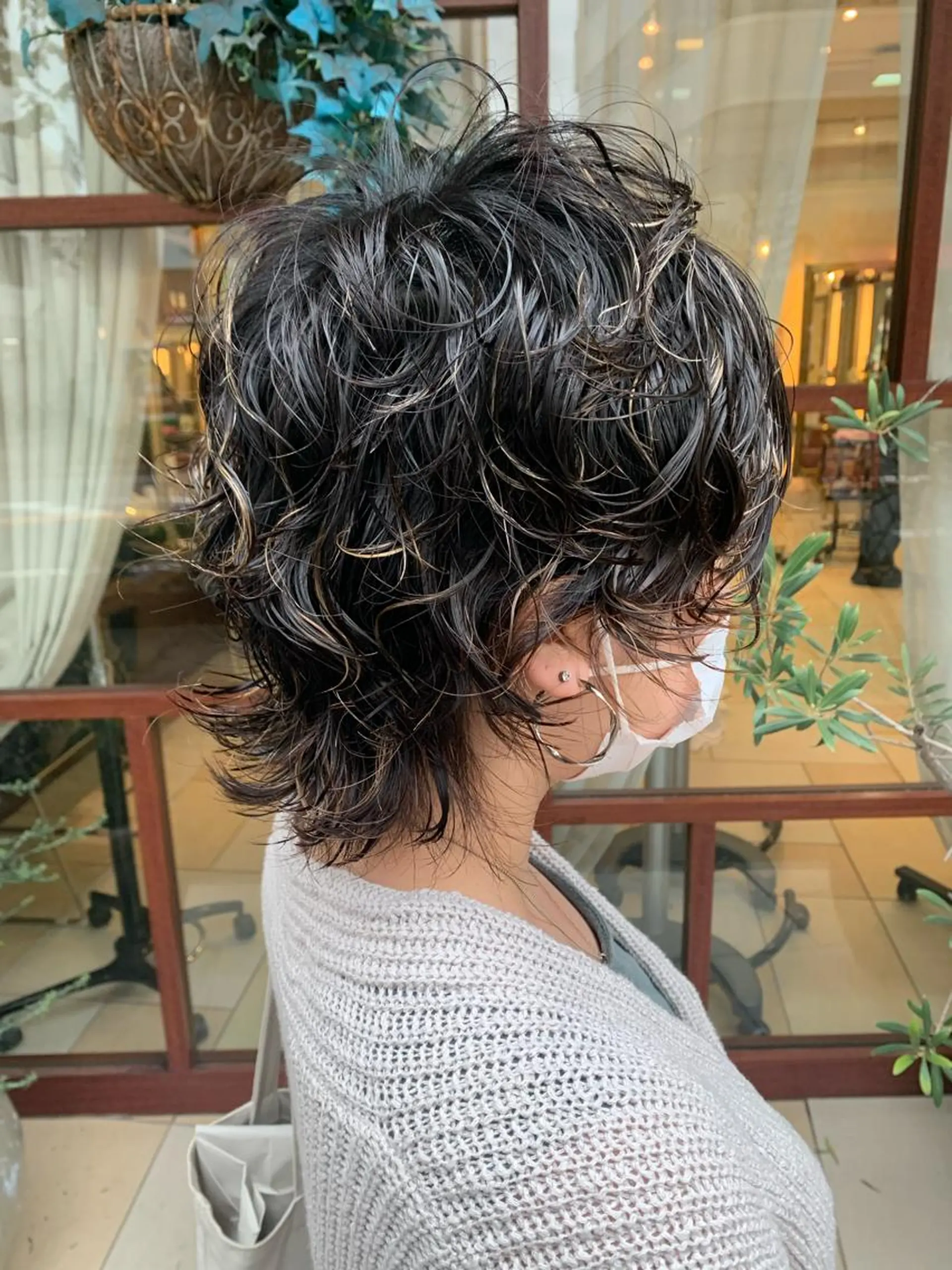 ショート パーマ and .のヘアスタイル