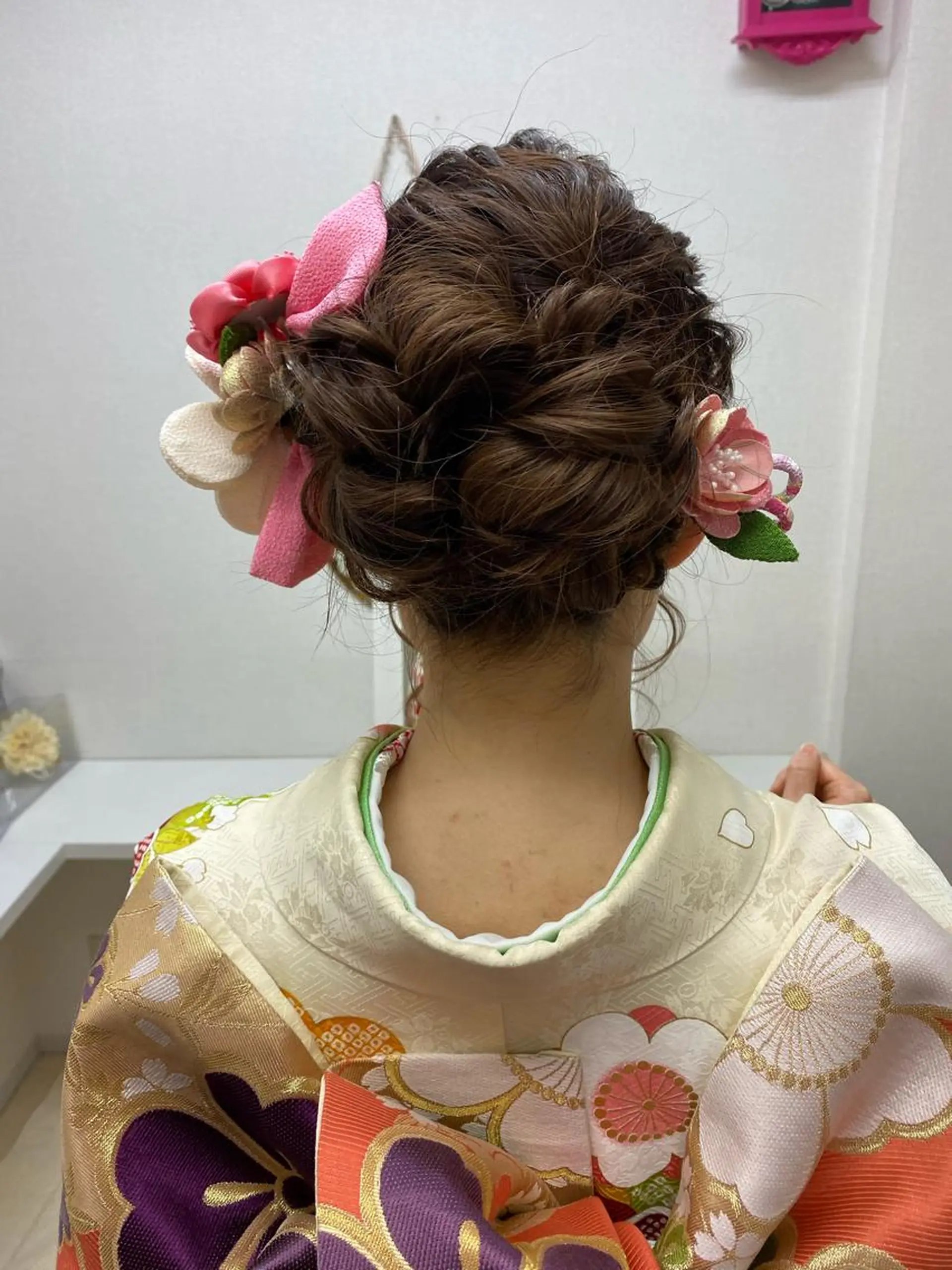 ヘアアレンジ 成人式 ヘアセット 高柳 美冴のエステ・リラクイメージ
