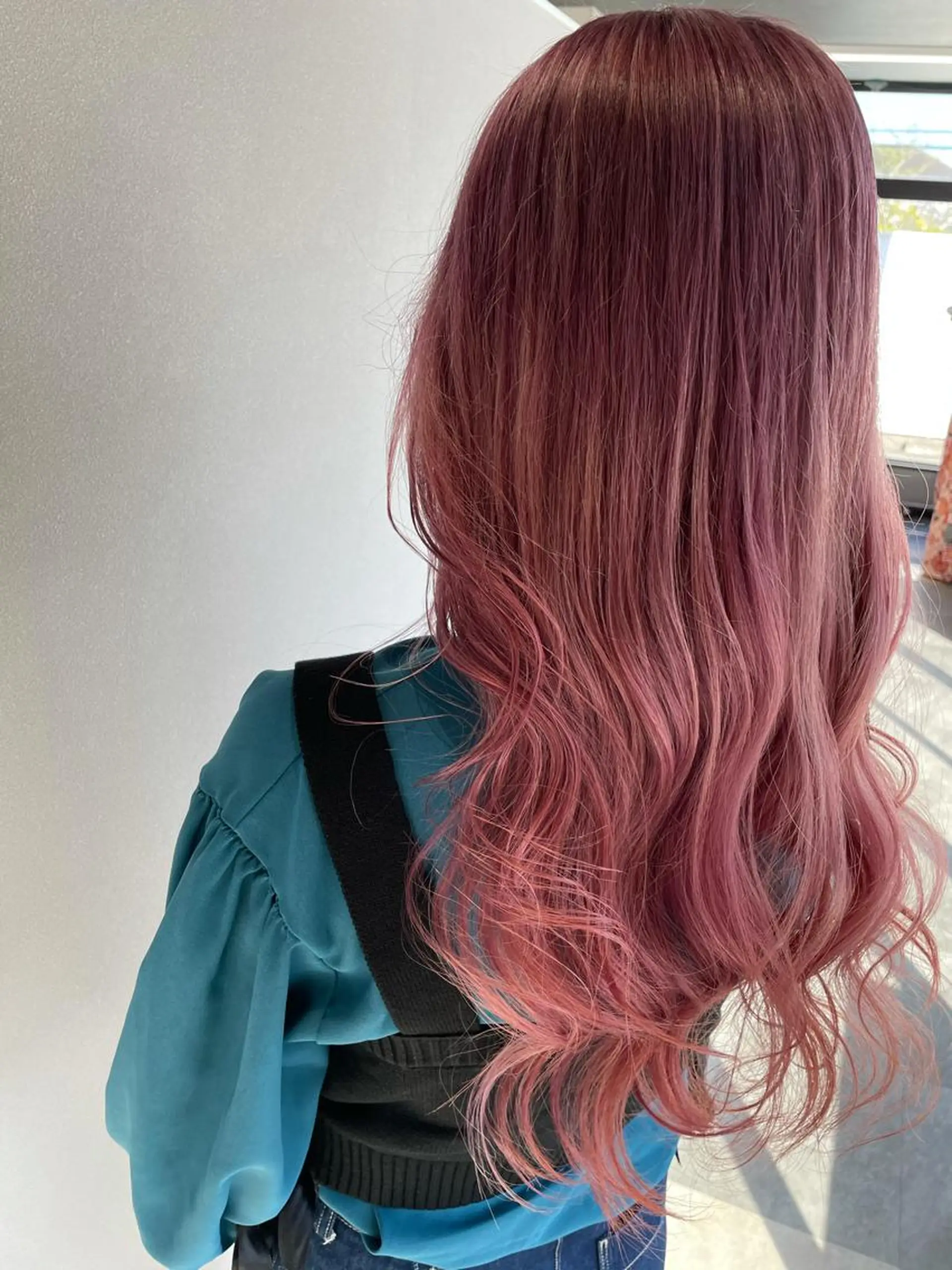 セミロング カラー リルフェアリー 磐田店のヘアスタイル