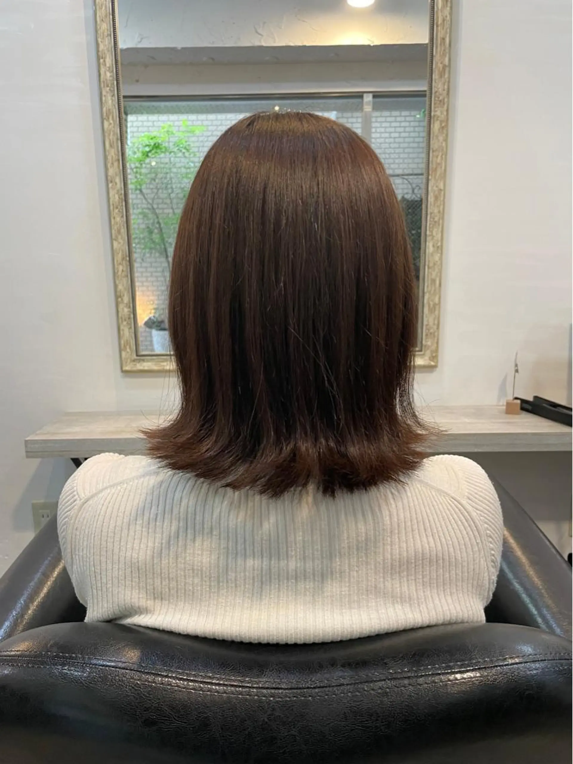 ミディアム カラー カット ヘアカラー トリートメント 庭山 理沙のヘアスタイル
