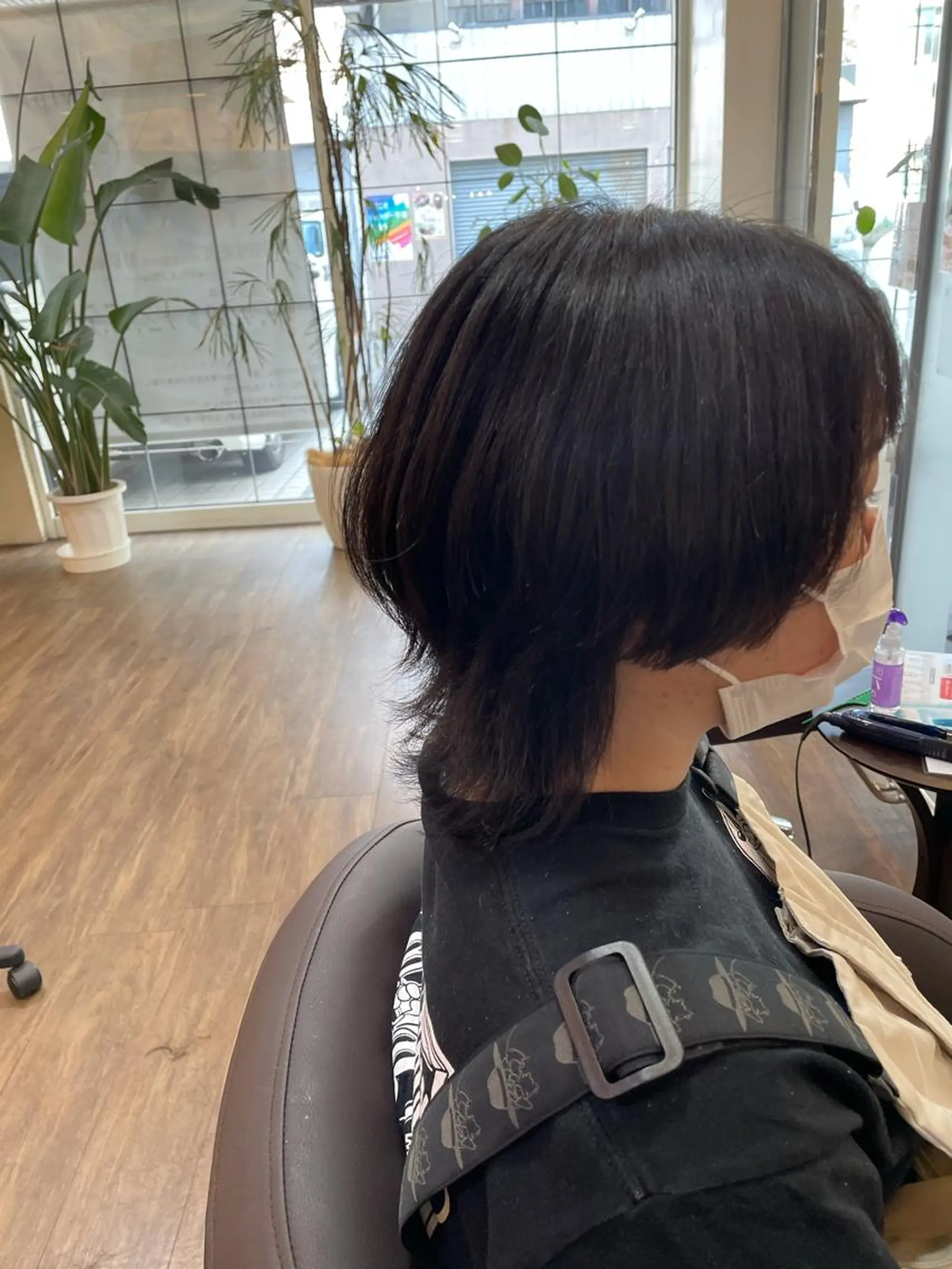 ミディアム ウルフカット 前川 万都里のヘアスタイル