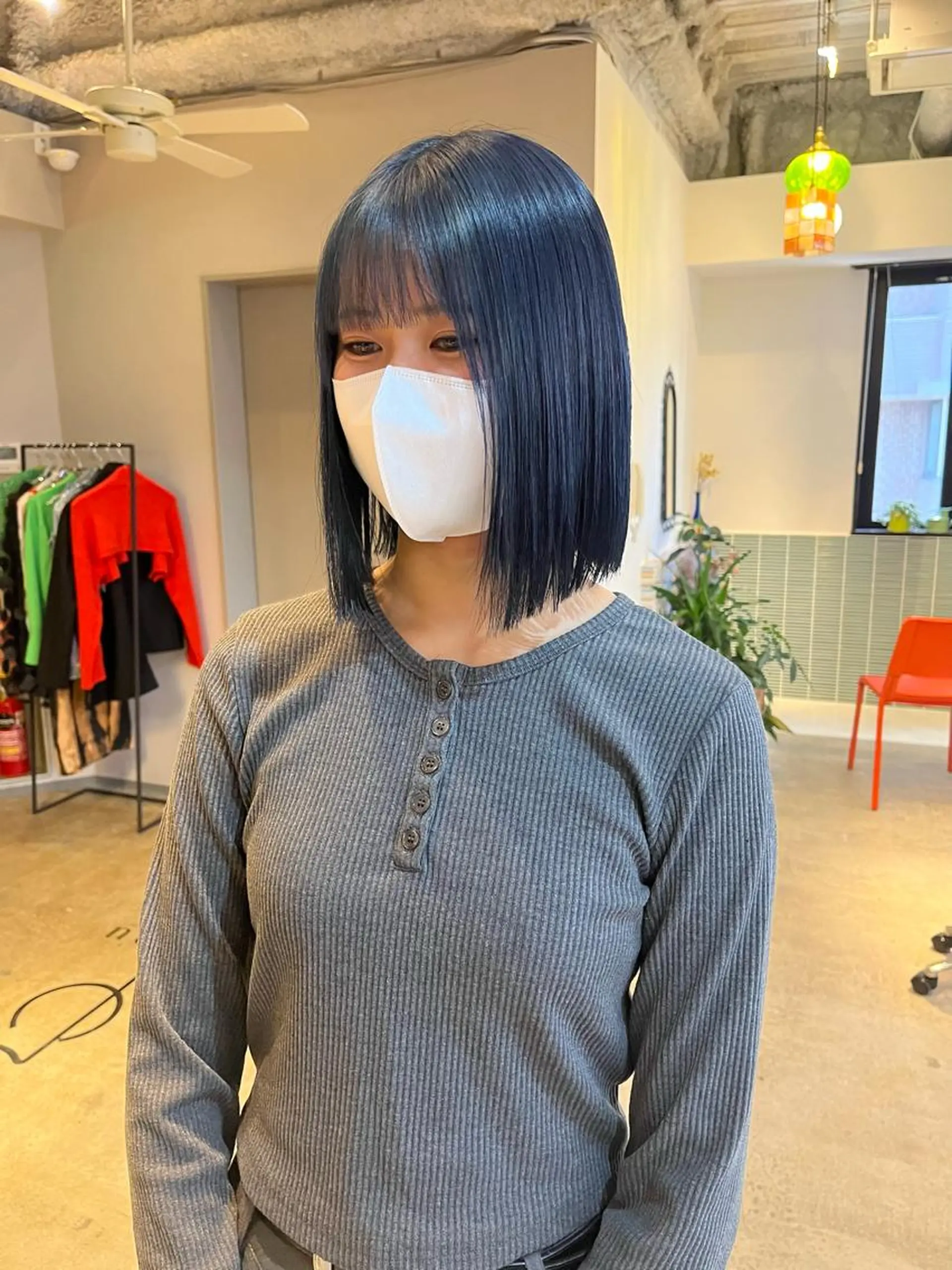 ミディアム カラー ブルーカラー 韓国風ヘア カット ヘアカラー トリートメント 🩷ハイトーン透明感 レイヤー🩷ユリカのヘアスタイル