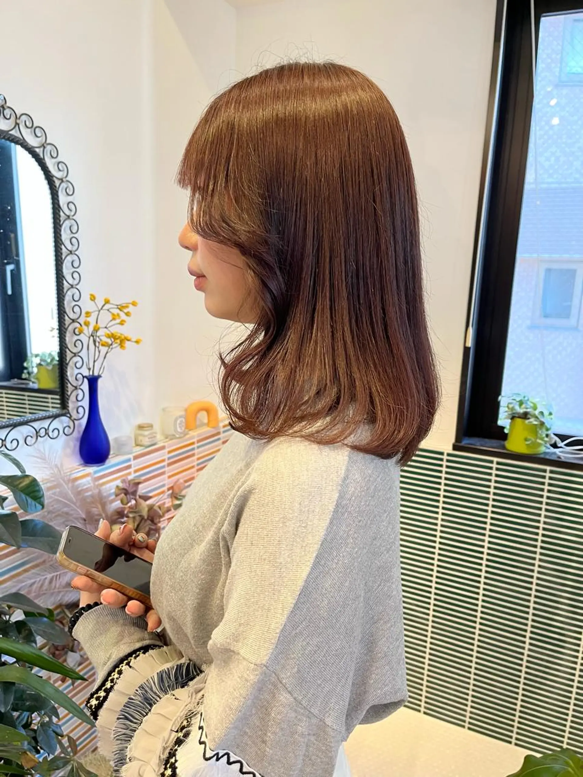 ミディアム カラー ブリーチ ラベンダーカラー ラベンダーピンク ブリーチなしカラー ピンクカラー カット ヘアカラー トリートメント 🩷ハイトーン透明感 レイヤー🩷ユリカのヘアスタイル