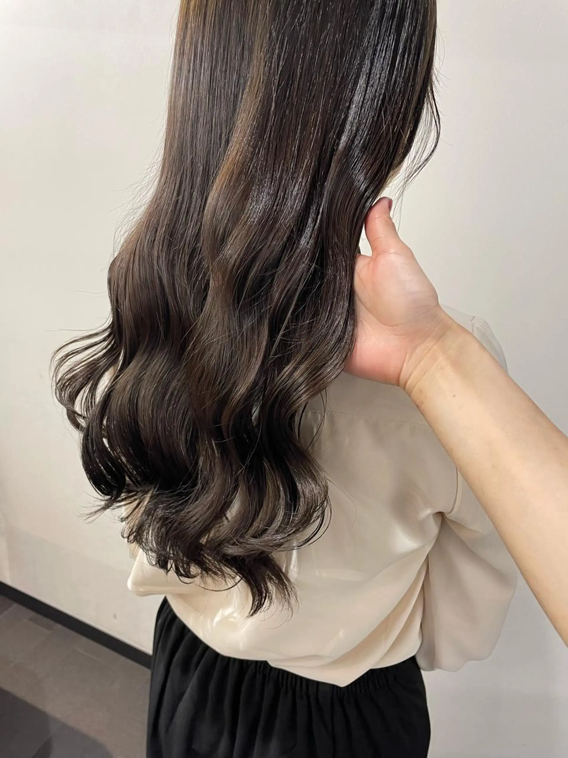 ロング カラー Stir maison[ステアメゾン]所属・layer cut /MIKUのヘアスタイル