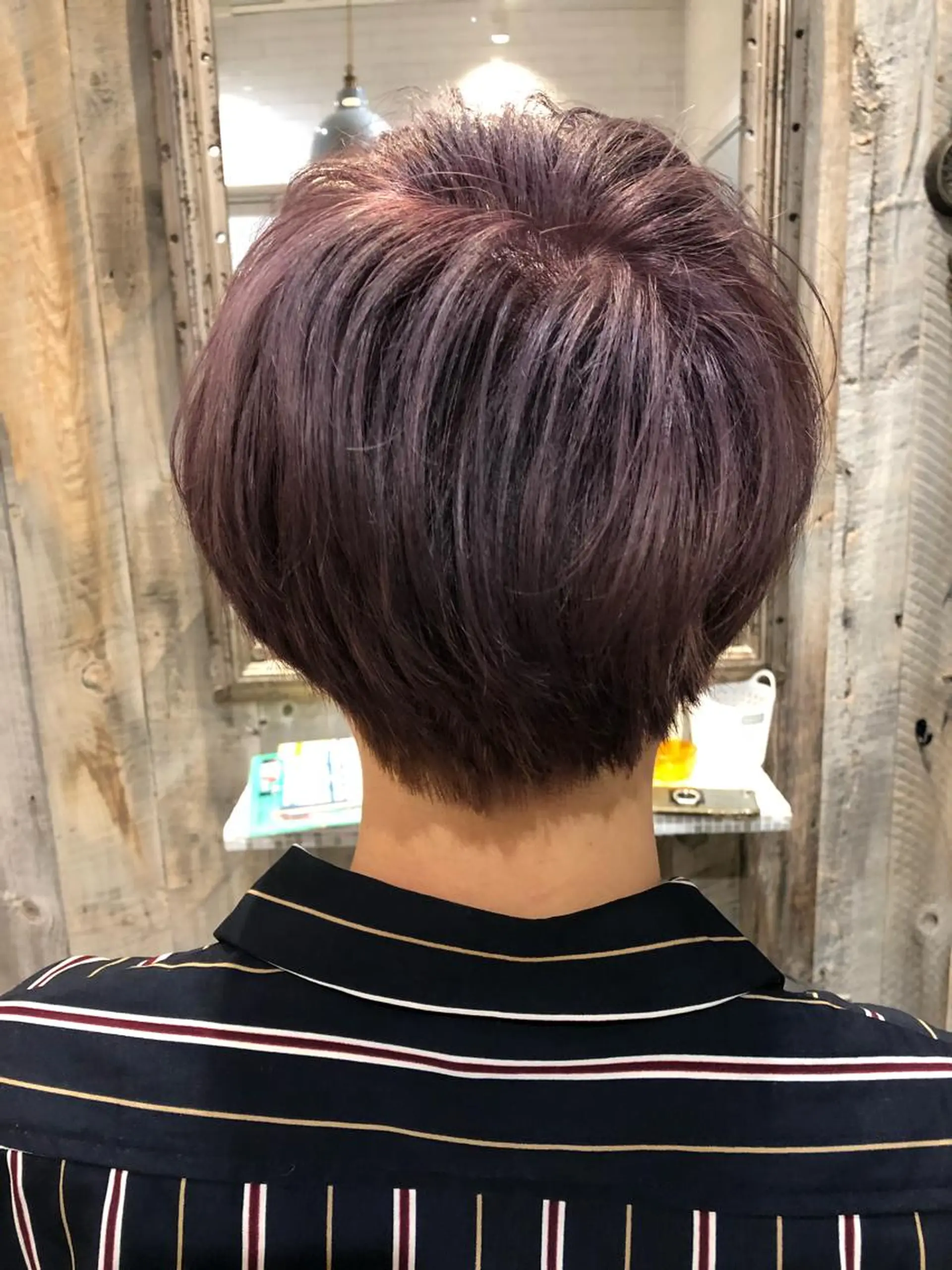 ショート カラー メンズ メンズブリーチ ブリーチ ケアブリーチ ピンクカラー バイオレットカラー カット ヘアカラー トリートメント 川野 賢のヘアスタイル