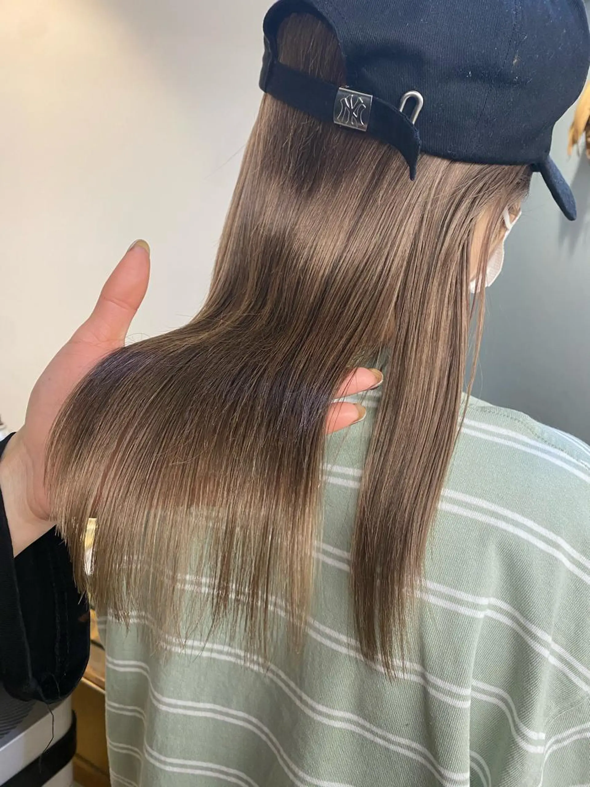 ミディアム tomoe 艶カラー💗🪽のヘアスタイル