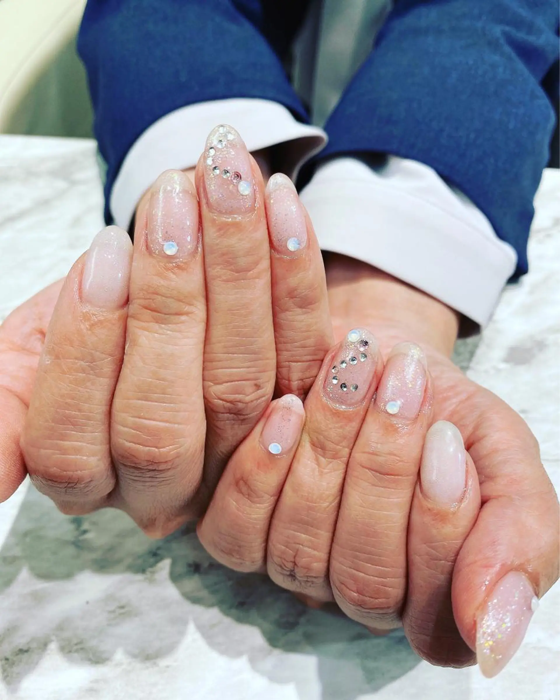 ネイル オフィスネイル ストーンネイル ハンドネイル フットネイル ハンドケア nail salon  AlgeTy所属・✴︎:.｡. MAKI.｡.:✴︎のネイルデザイン