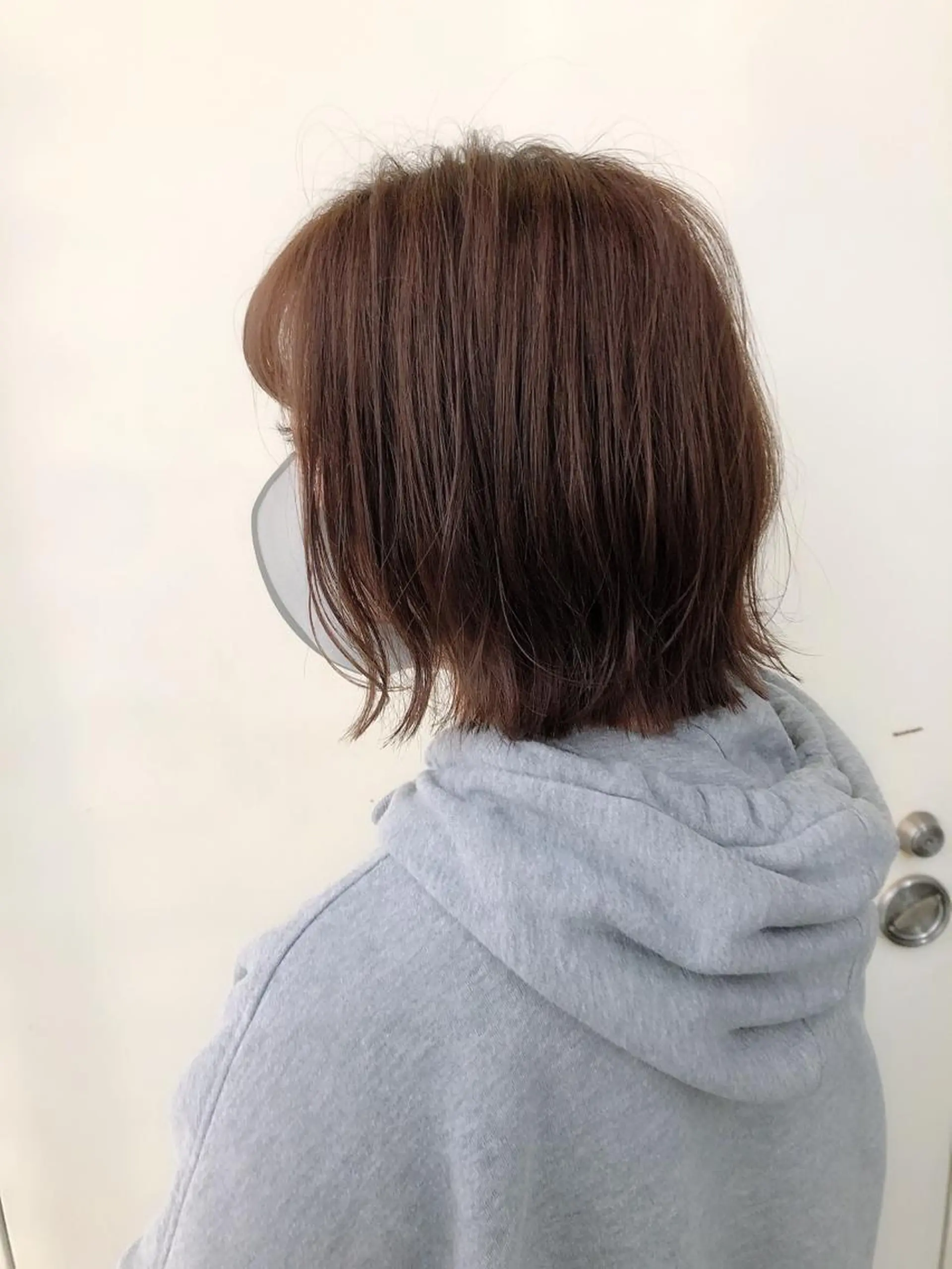 ミディアム カラー 切りっぱなしボブ ボブ カット ヘアカラー トリートメント 韓国🇰🇷レイヤー 映える顔周り🩷のヘアスタイル