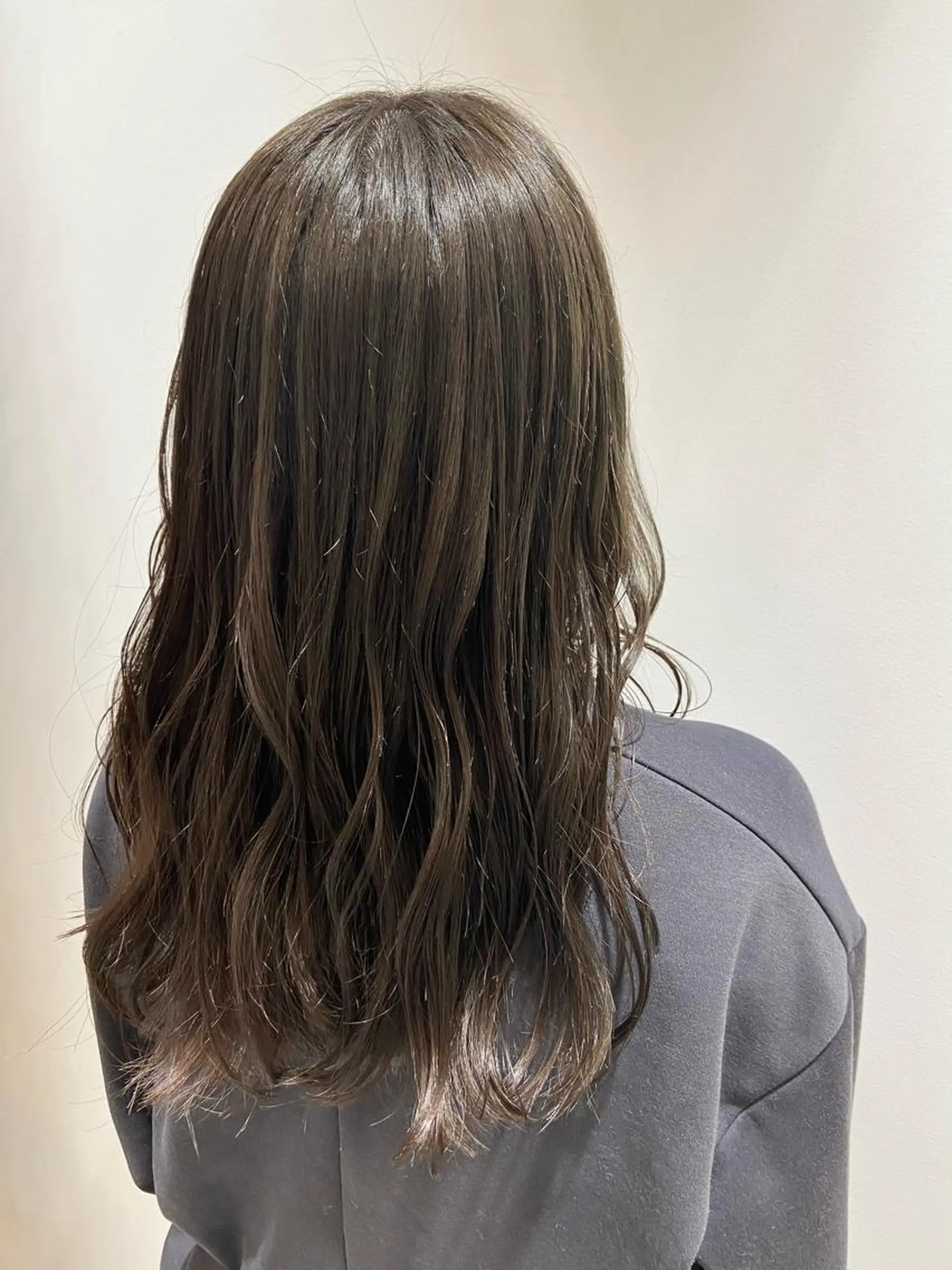 セミロング カラー カット ヘアカラー トリートメント 🐺ウルフ/レイヤー 似合わせ‎🤍沙羅のヘアスタイル