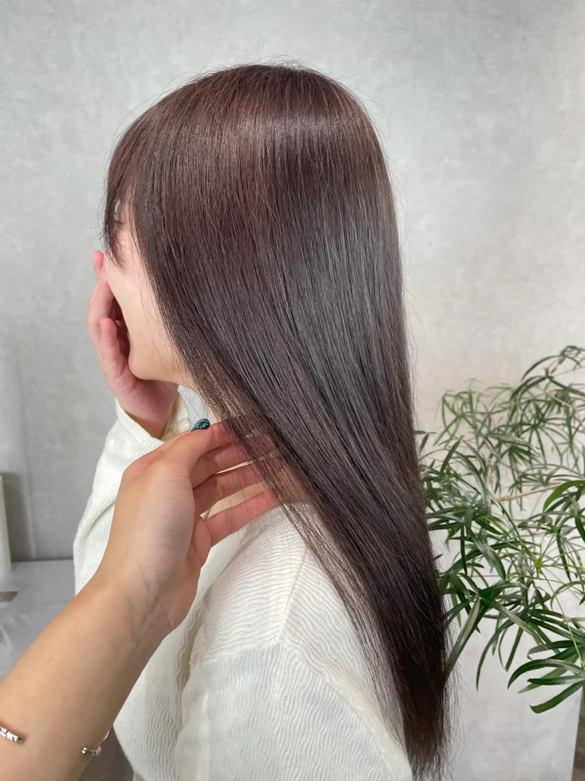 ロング カラー ブラウンカラー ハイトーンカラー ヘアカラー トリートメント ナチュラル透明感🌱 小山美樹子のヘアスタイル