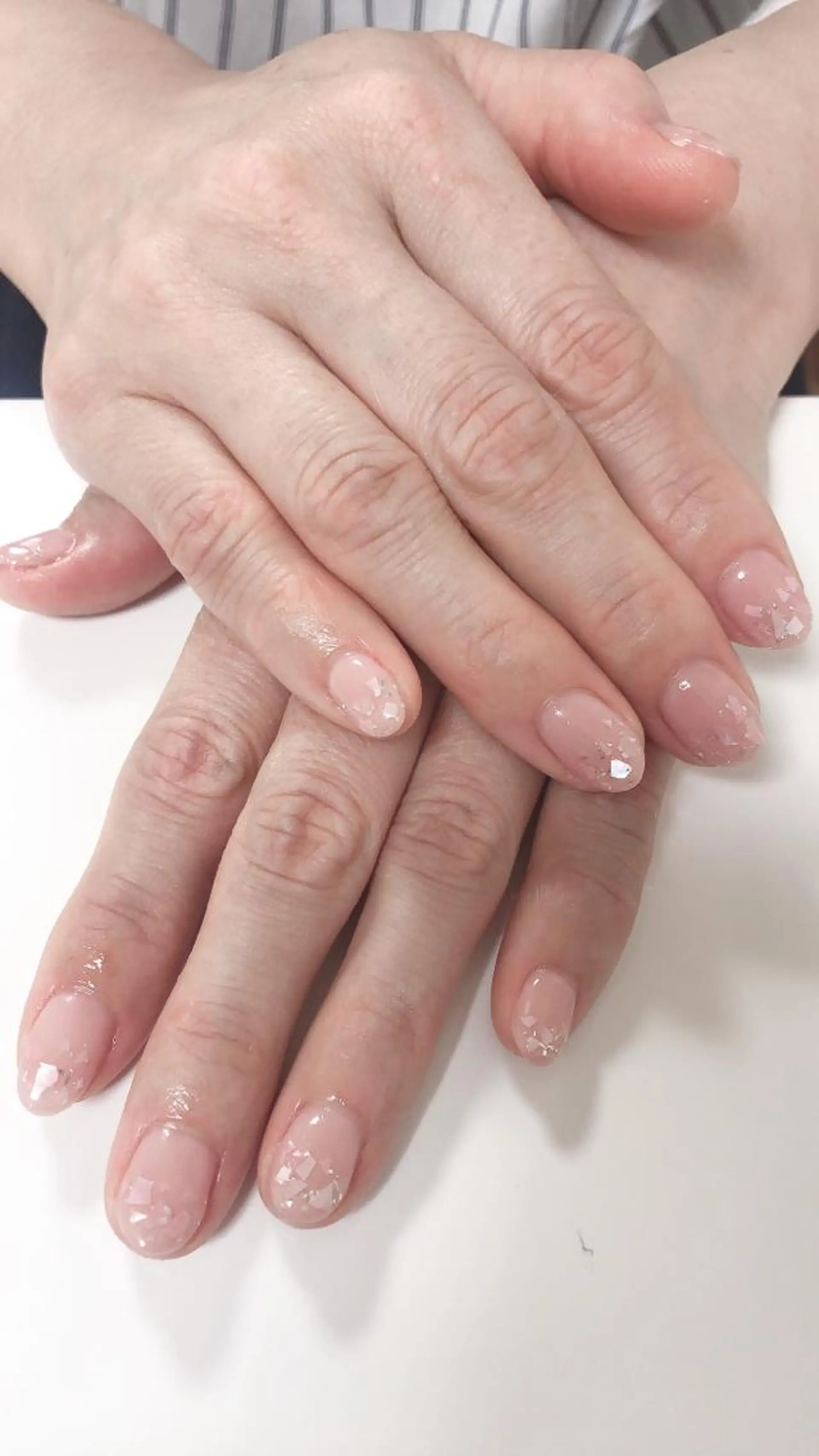 ネイル ハンドネイル emi ...の眉毛・アイブロウイメージ