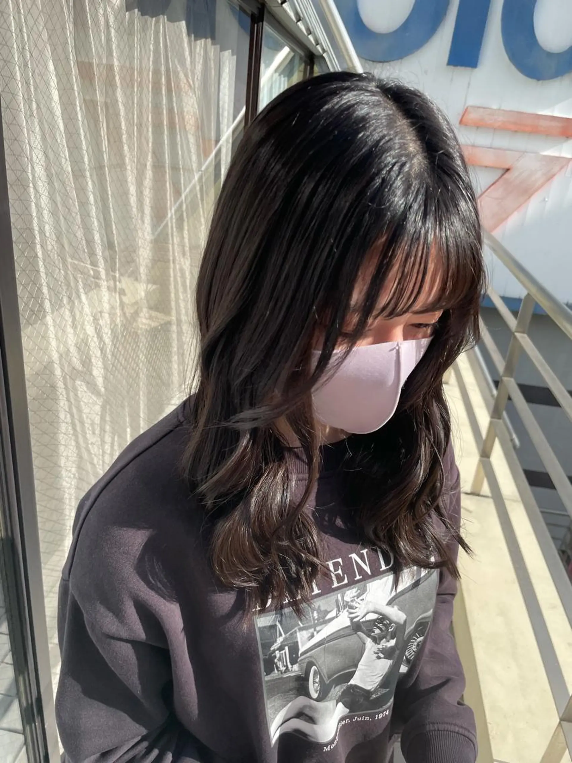 セミロング Michel by chainon    ミッシェルバイシェノン所属・美髪職人/傷ませない カラー/橋本拓弥のヘアスタイル