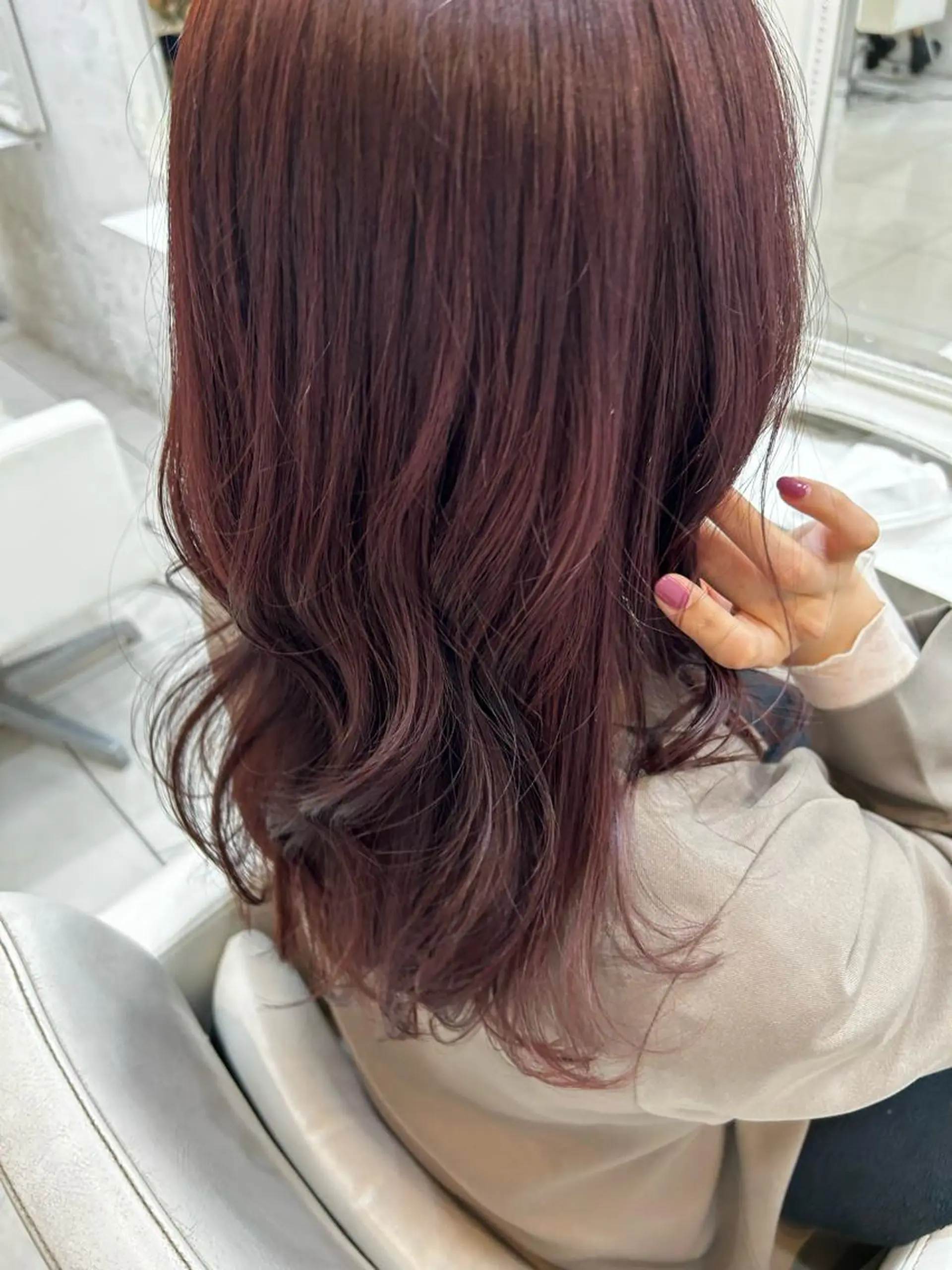 セミロング カラー ヘアアレンジ マツエク・マツパ アイブロウ ブラウンカラー ピンクカラー ピンクブラウン カラーマツエク Noah's　Ark所属・透明感カラー🫧ヘア セット🫧松本菜月の眉毛・アイブロウイメージ