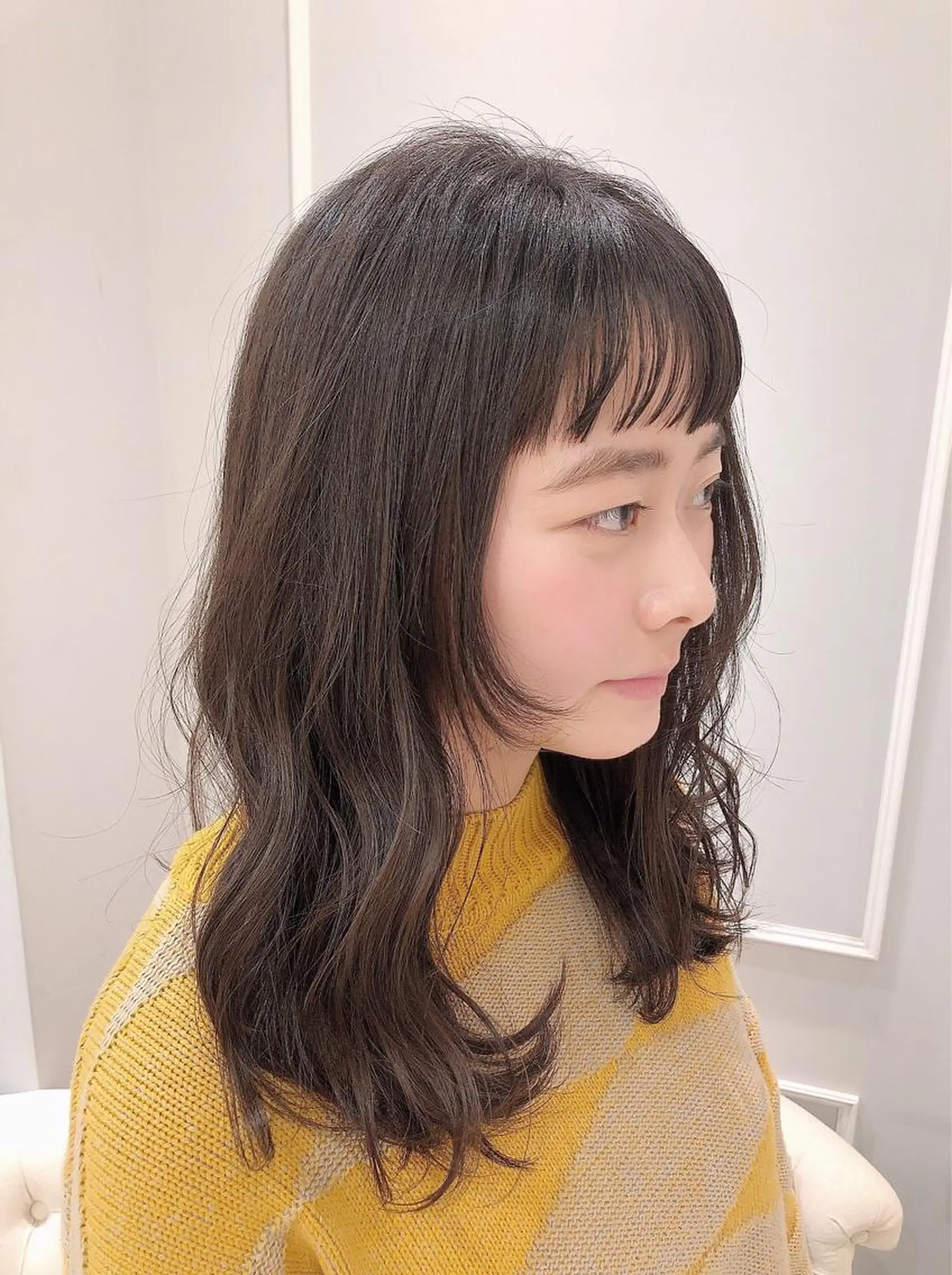 セミロング カラー カット ヘアカラー トリートメント 韓国ヘア🇰🇷 トヨキトキコのヘアスタイル
