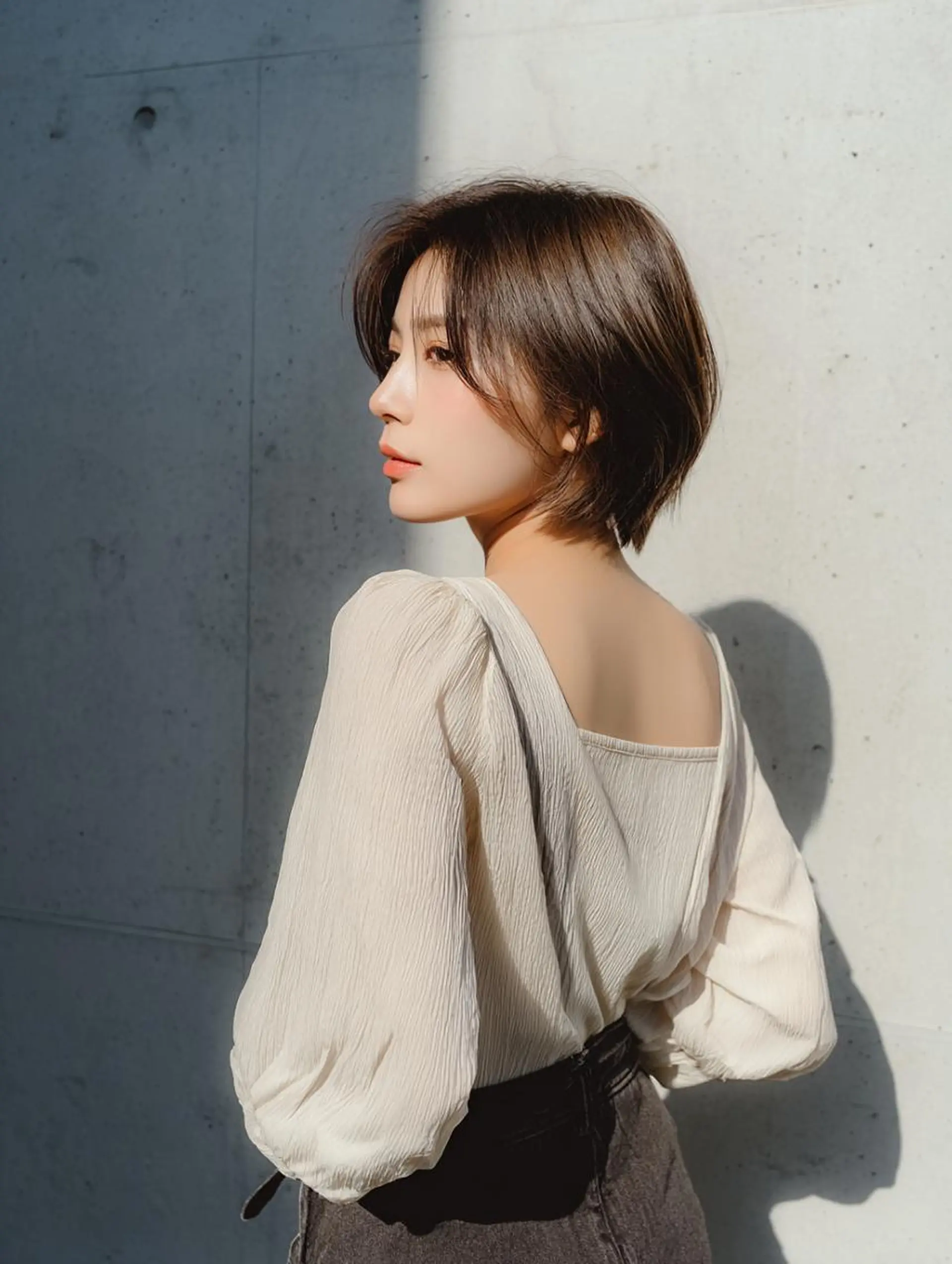 ショート くびれヘア レイヤーカット ショートヘア 小顔カット カット ショート＆ボブ🦋 shell立川🫧のヘアスタイル