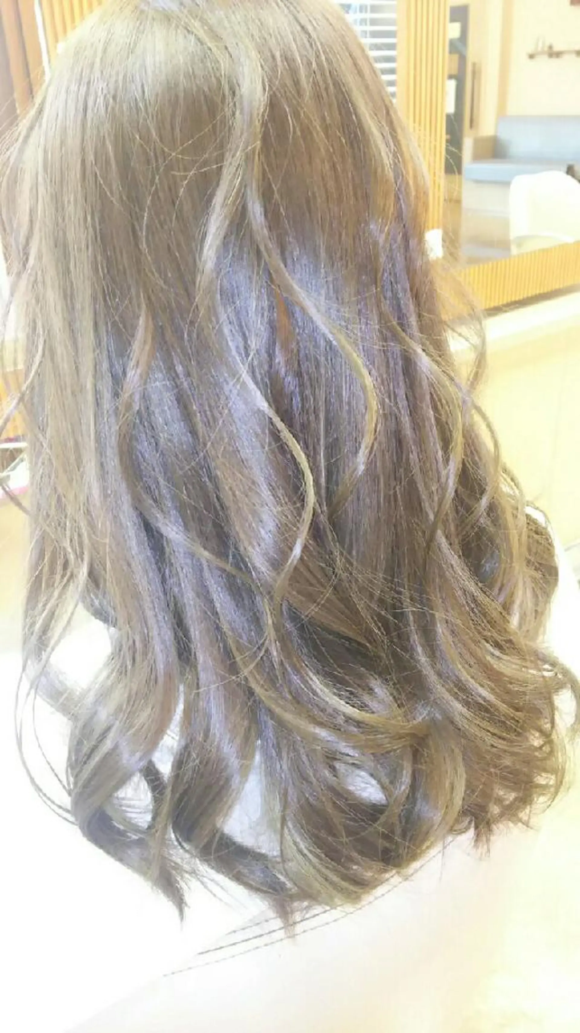 ロング カラー グレージュ 脇田 雄大のヘアスタイル