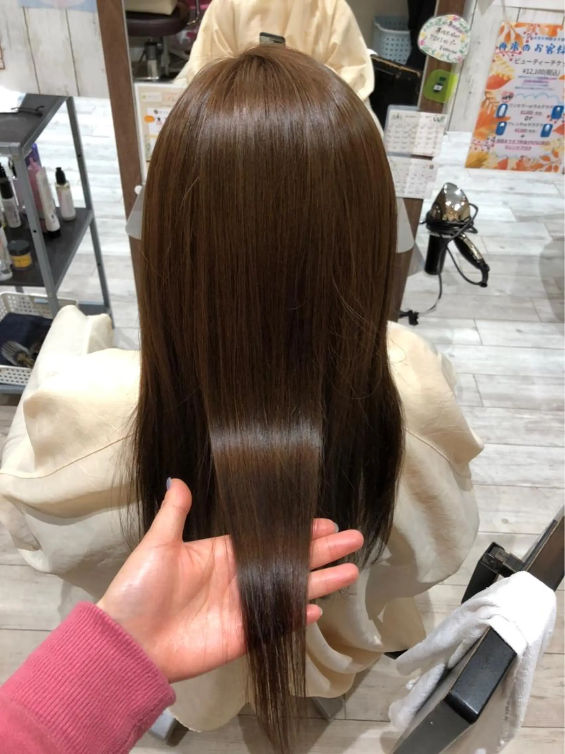 カラー ブラウンカラー ヘアカラー トレンドヘア🌿 森  一愛のヘアスタイル
