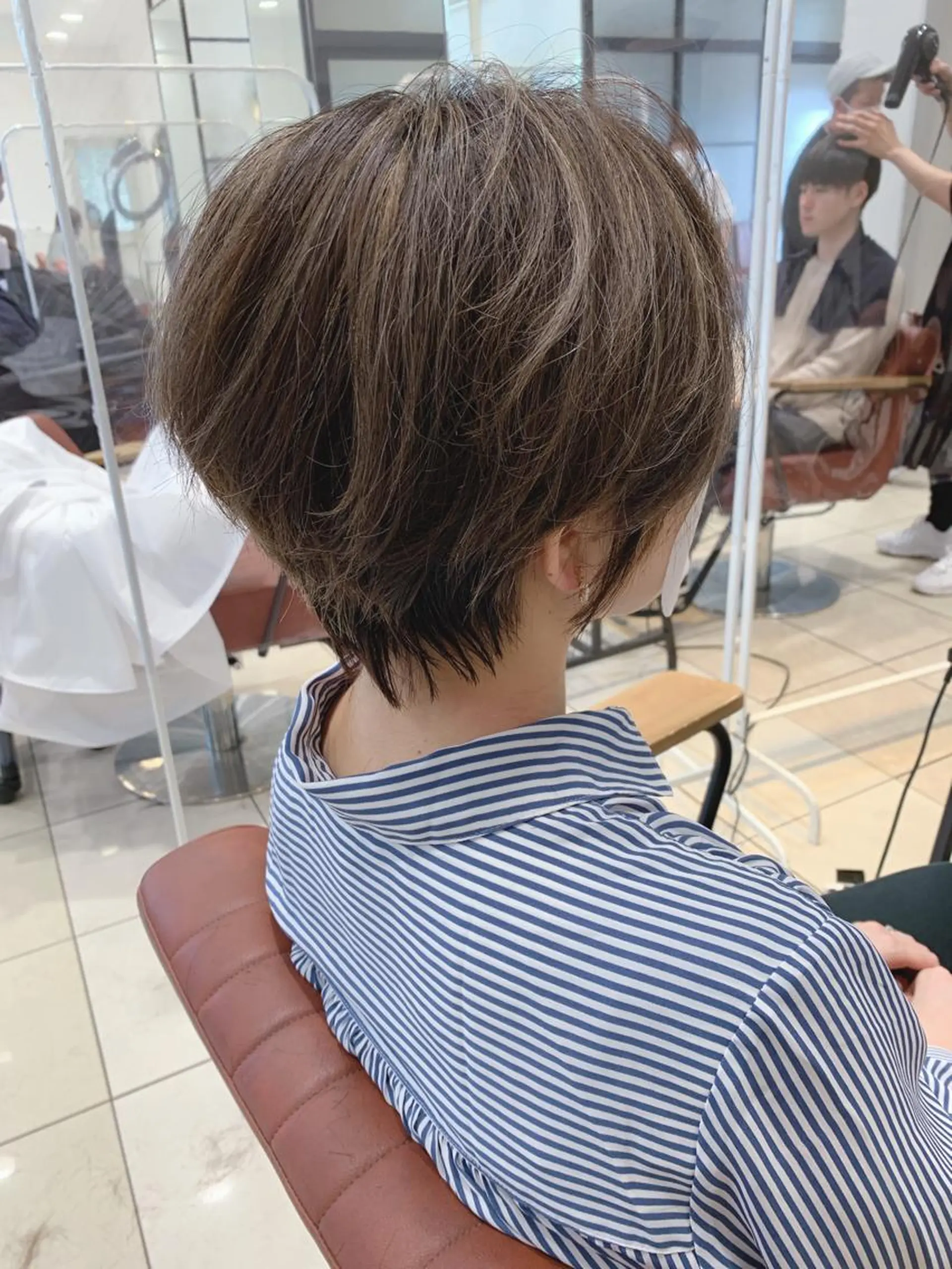 ショート ヘアカラー 髪質改善カラーリスト /根本雄貴のヘアスタイル
