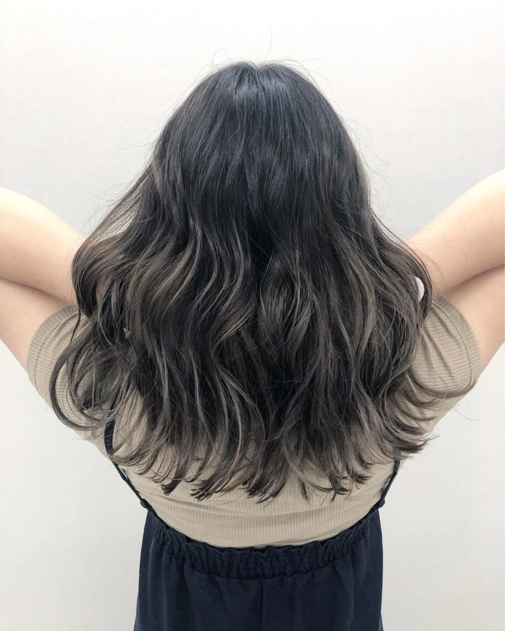 カラー ミルクティーカラー 🌈店長クボのヘアスタイル