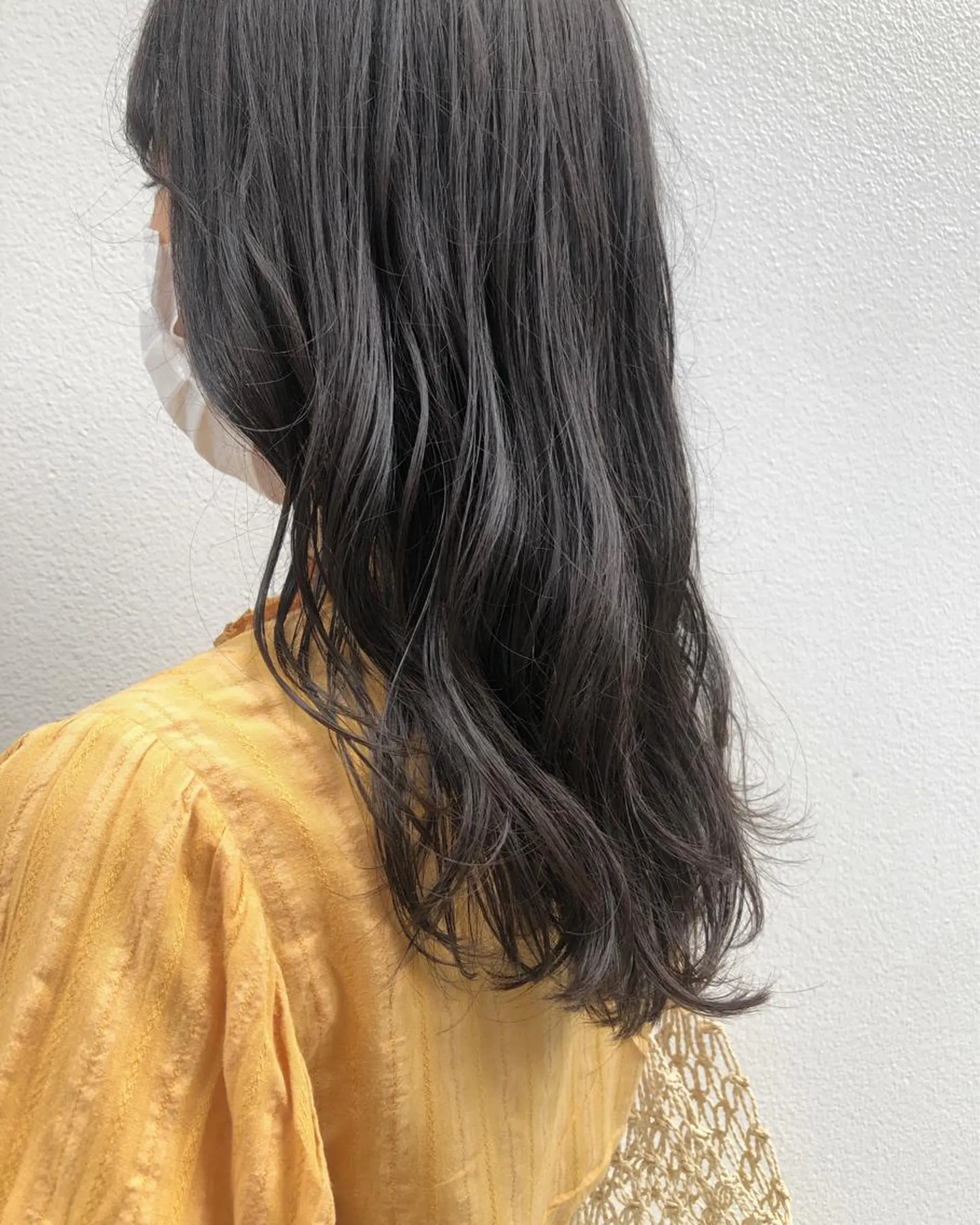 ミディアム カラー 🩰オリーブ/ ベージュ松本咲花🩰のヘアスタイル