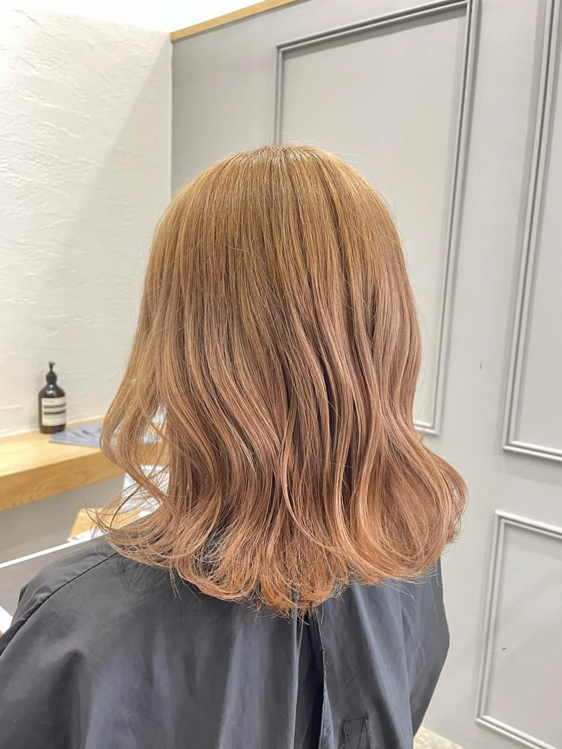 セミロング カラー miloc那覇 MIKUのヘアスタイル