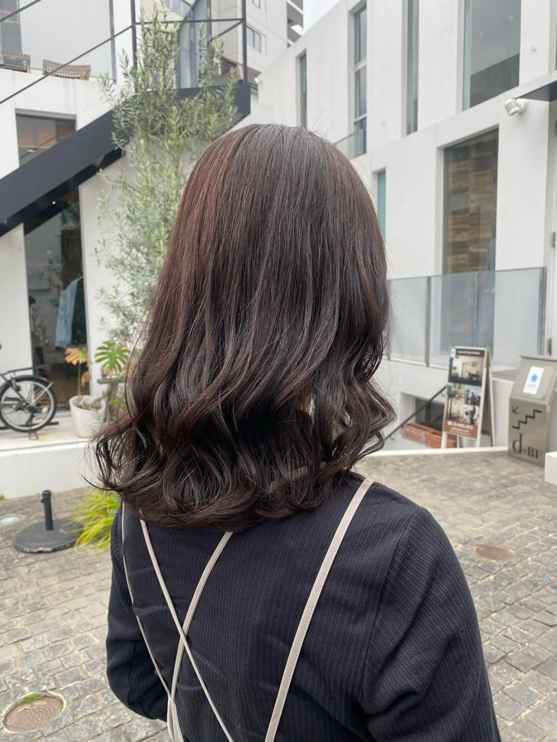 ミディアム カラー 佐藤史哉* 韓国レイヤー赤み除去のヘアスタイル