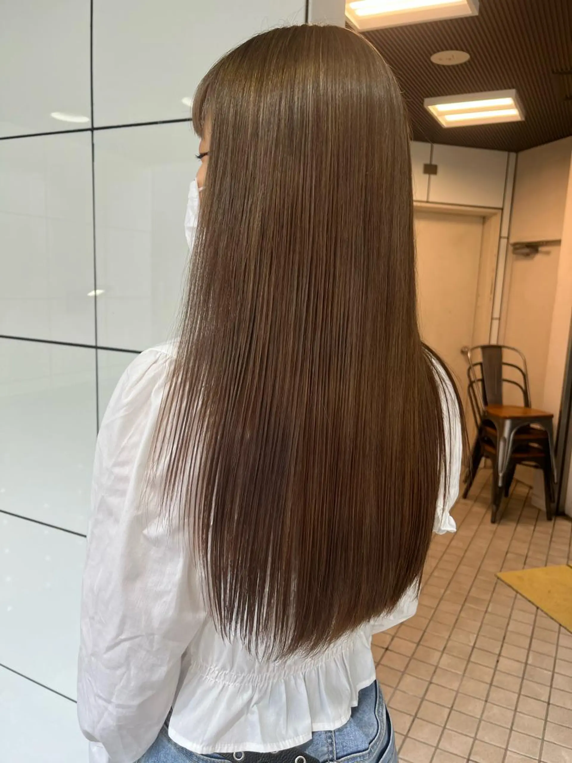 カラー ブリーチ ケアブリーチ ダブルカラー イヤリングカラー グレージュ ヘアカラー トリートメント 透明感カラー こだわりカットあさみのヘアスタイル