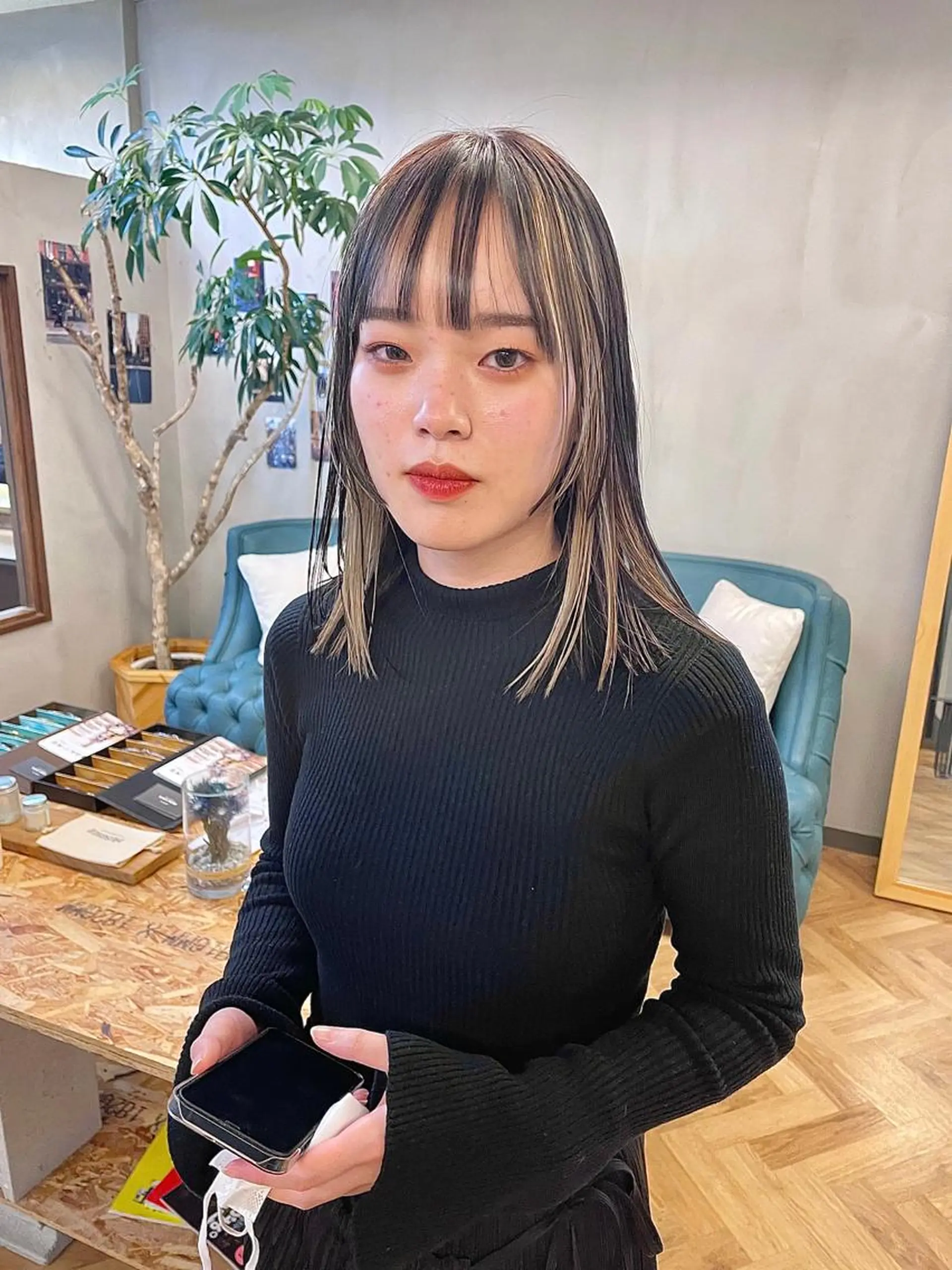 ミディアム カラー パーマ ヘアアレンジ メンズ キッズ ネイル マツエク・マツパ アイブロウ カット ヘアカラー トリートメント tatsumi/ボブ ウルフ/レイヤーのヘアスタイル