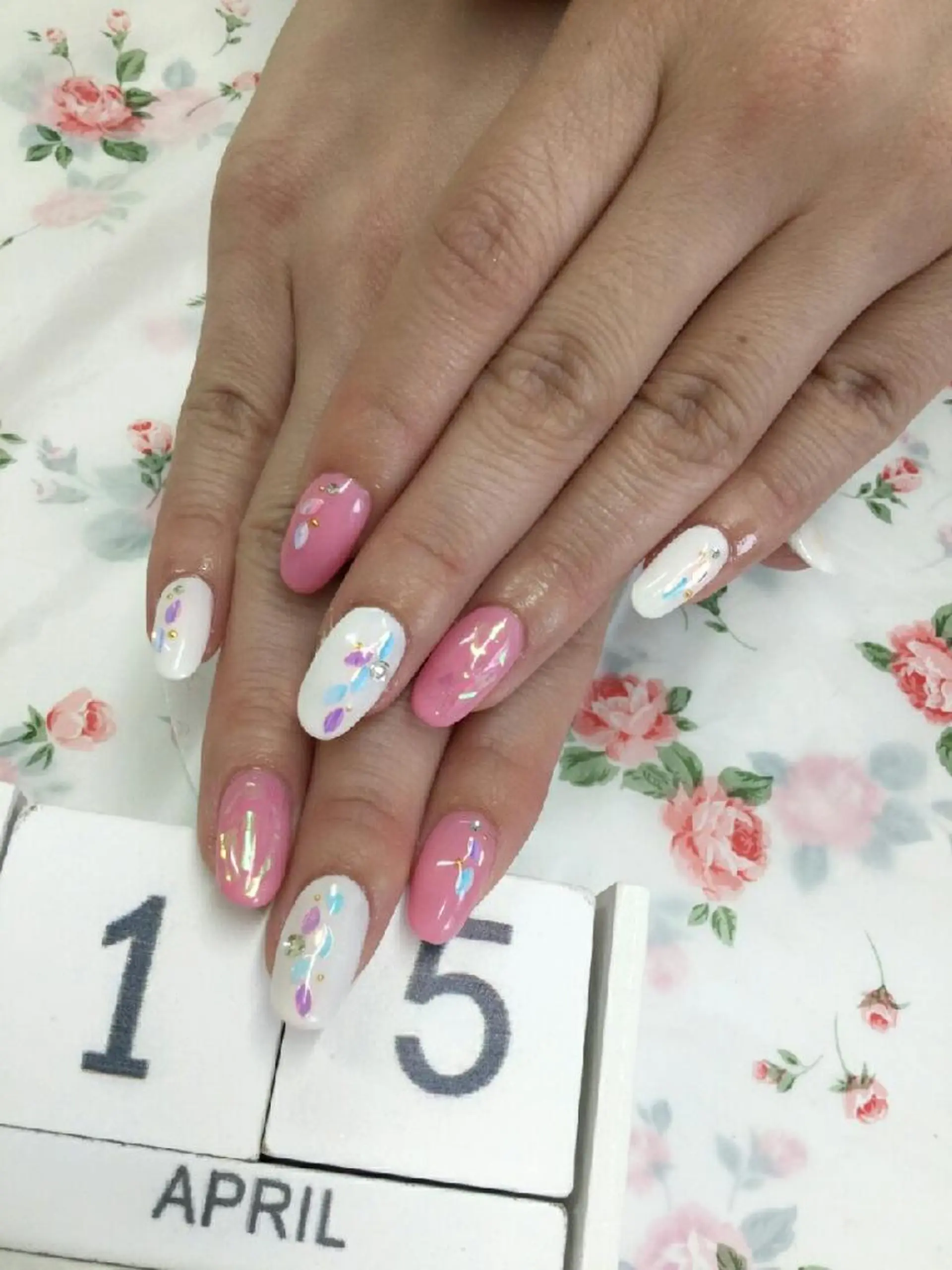 ネイル キラキラネイル JEWEL nailのネイルデザイン