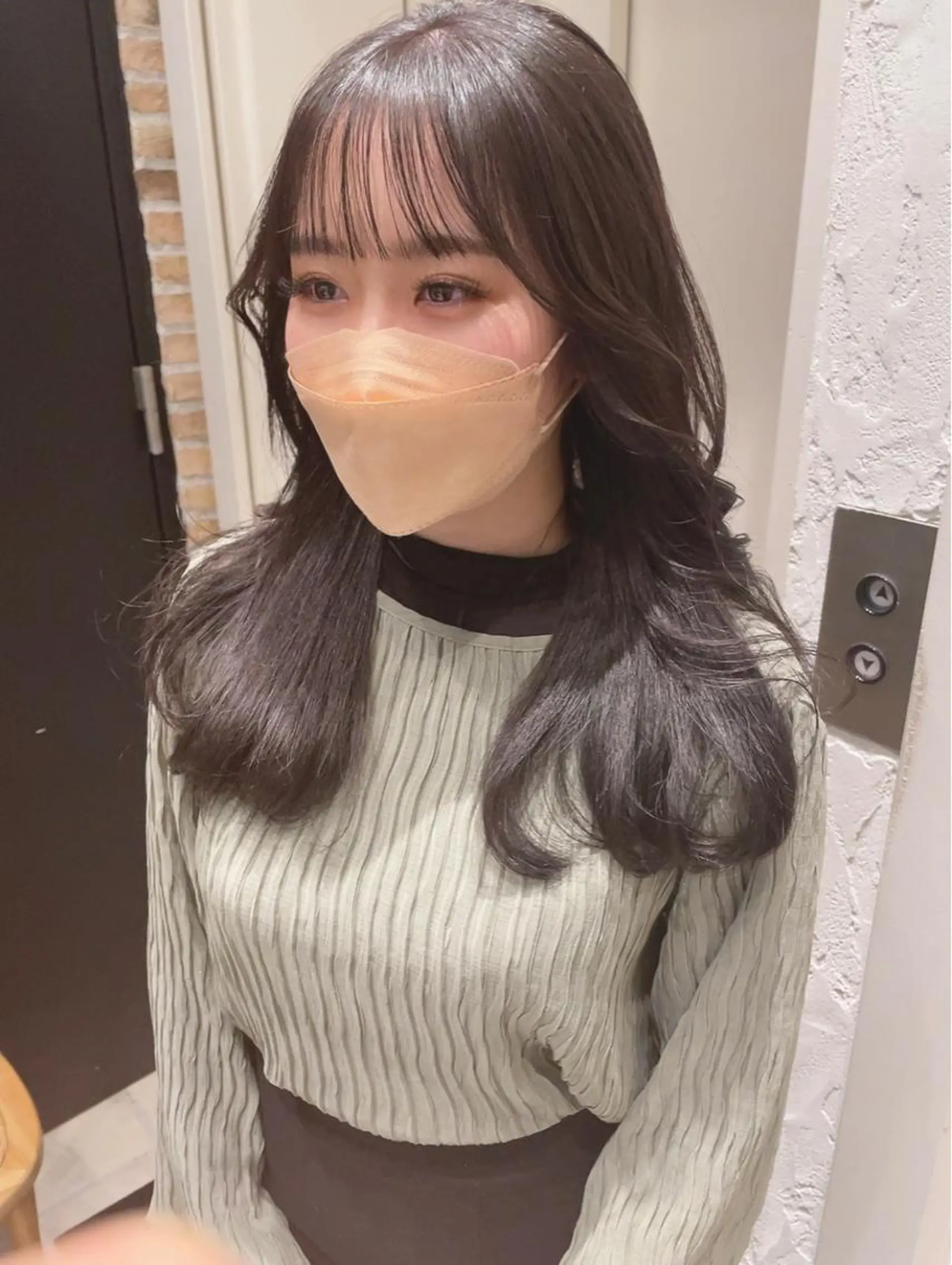 ロング 韓国風ヘア シースルーバング サイドバング 小顔カット カット ヘアカラー トリートメント ヘッドスパ ヘアセット Hair Salon BOTTOMS所属・✨透明感ケアカラー✨ 長野ゆきなのヘアスタイル