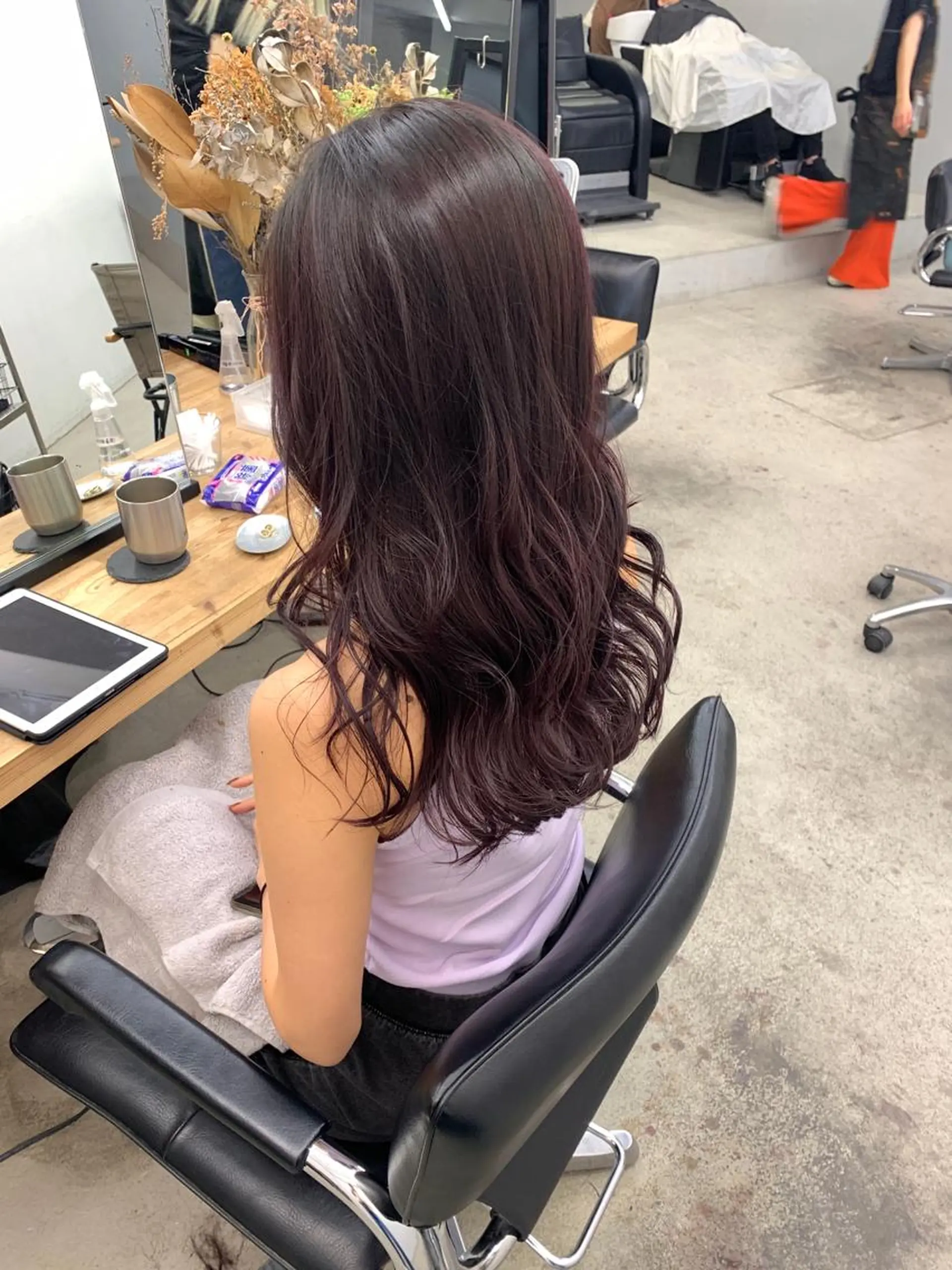 ロング カラー パーマ LEBEN所属・leben serikaのヘアスタイル