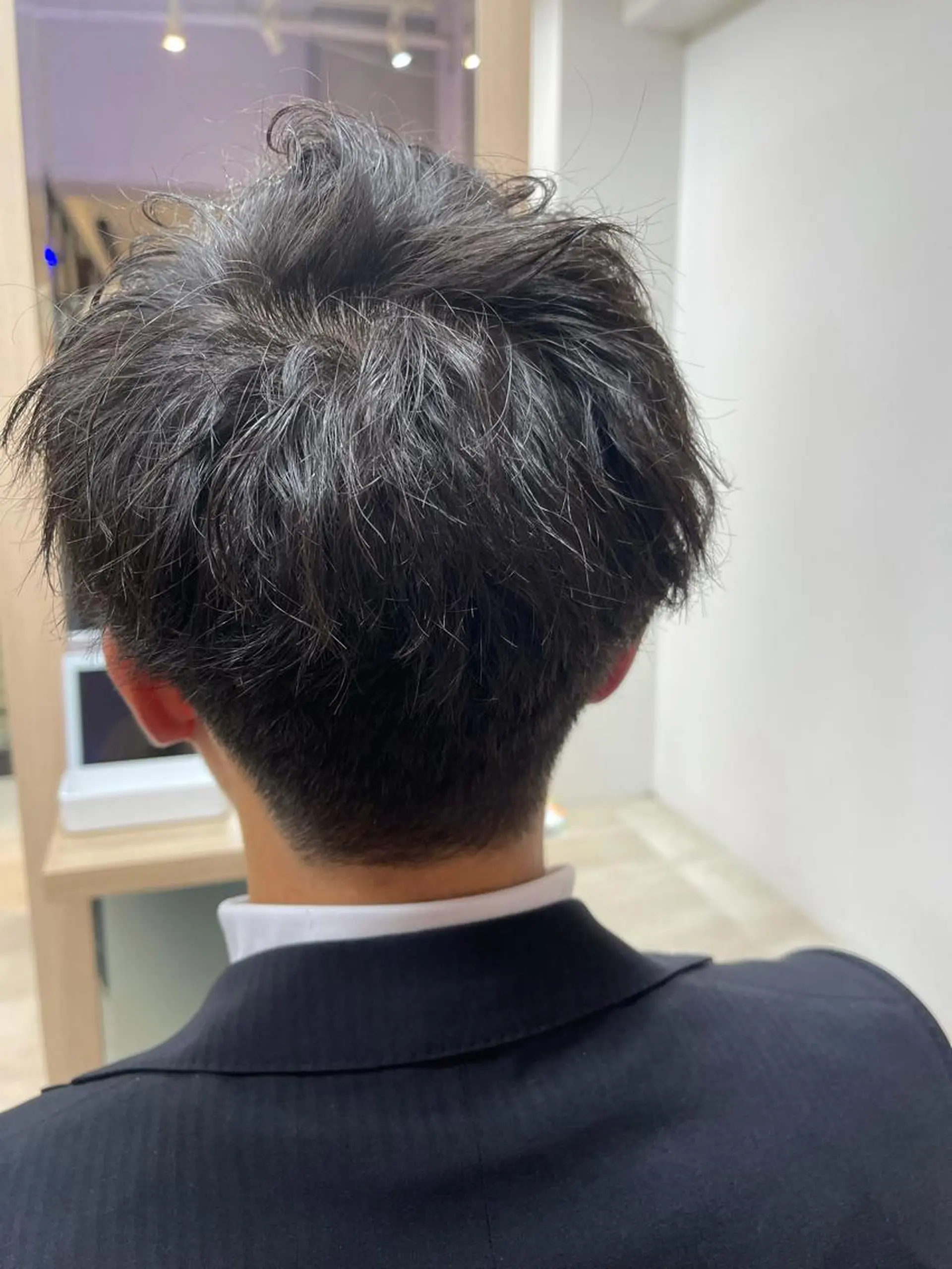 ショート パーマ メンズ 刈り上げ 🫧似合わせカット 立川TOSHIKIのヘアスタイル