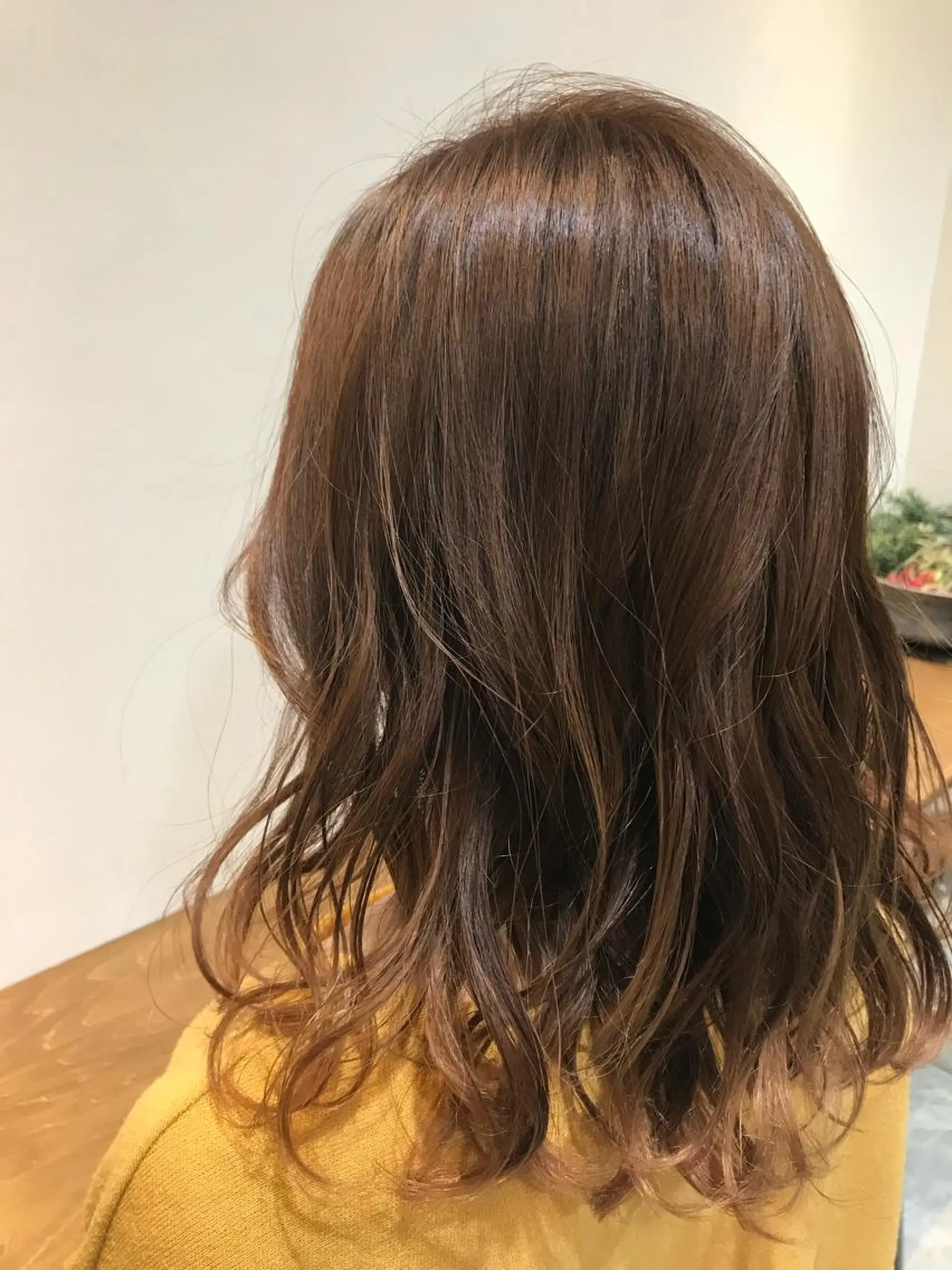 セミロング カラー ベージュカラー オレンジ オレンジベージュ ヘアカラー トリートメント 山崎 澪 レイヤーカット/大宮のヘアスタイル