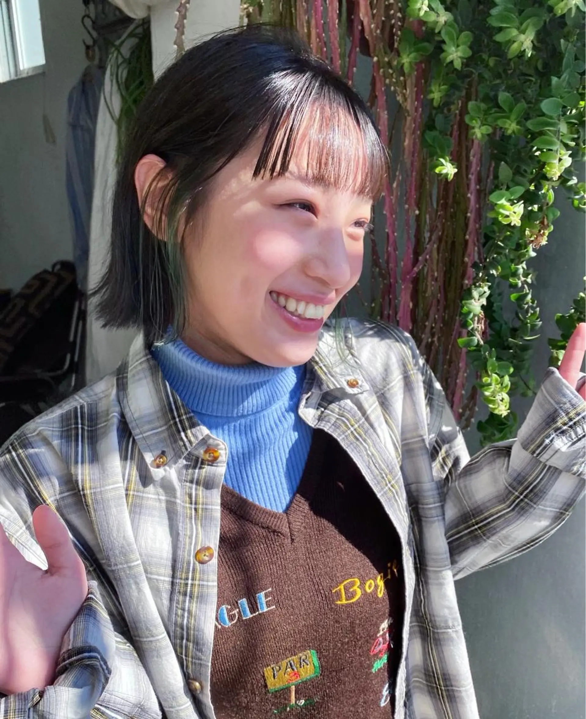 ミディアム カラー バレイヤージュ ブリーチ ケアブリーチ ダブルカラー グラデーションカラー qiie/長友 インナーカラーのヘアスタイル