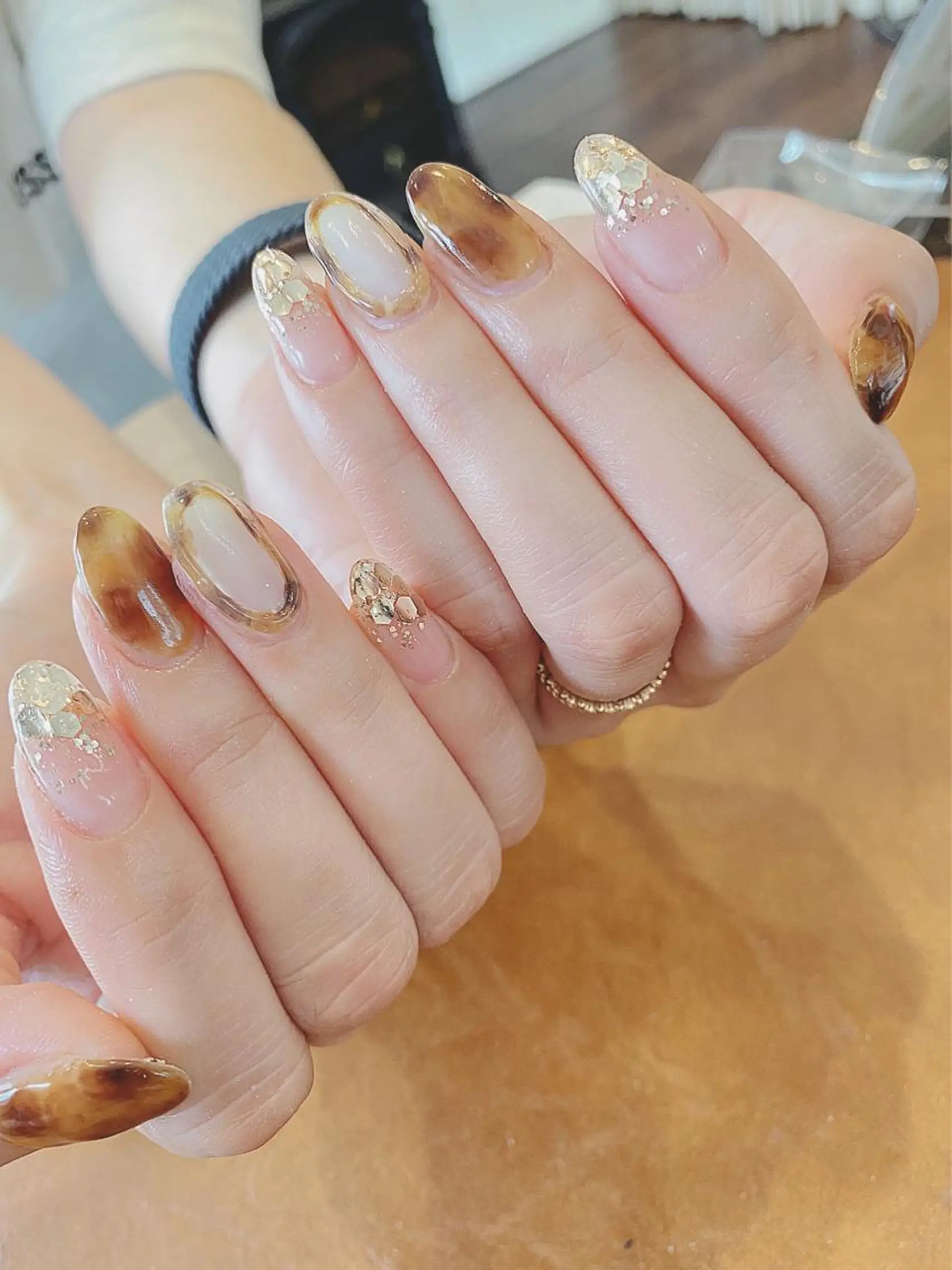 ネイル べっ甲ネイル nail.N所属・斉藤 尚子のネイルデザイン