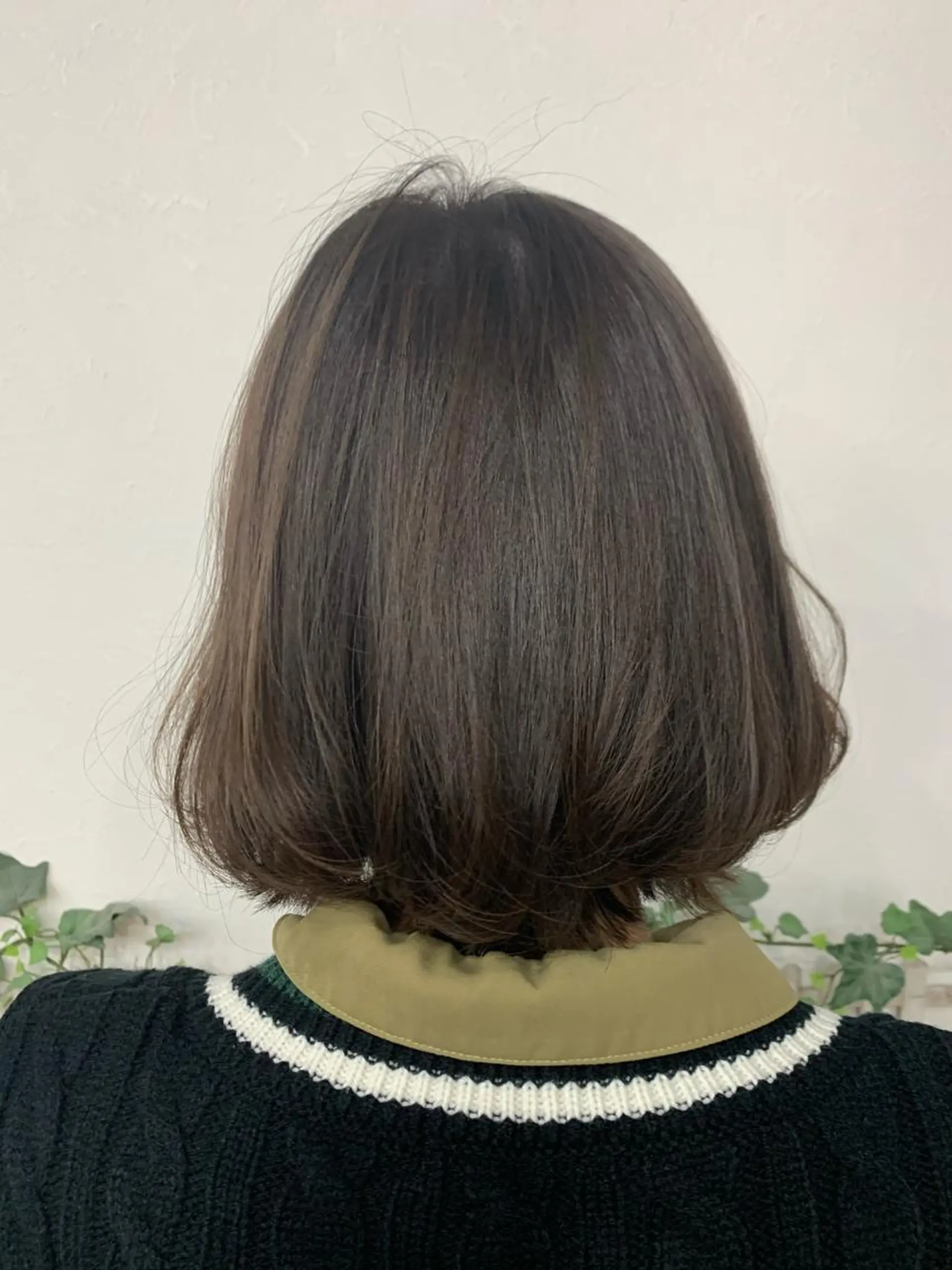 ショート カラー アッシュ 透明感カラー 安藤 まどかのヘアスタイル