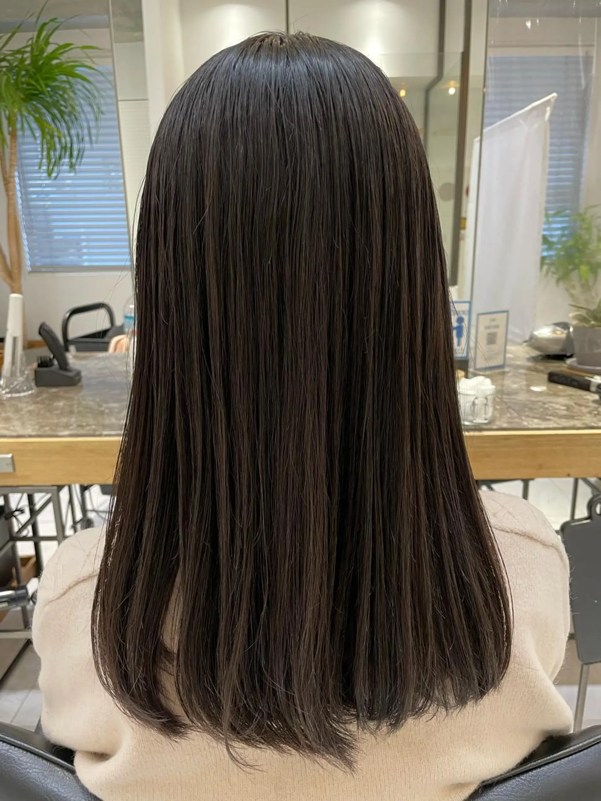 セミロング カット 縮毛矯正 トリートメント 🦕小林 大地🦕のヘアスタイル