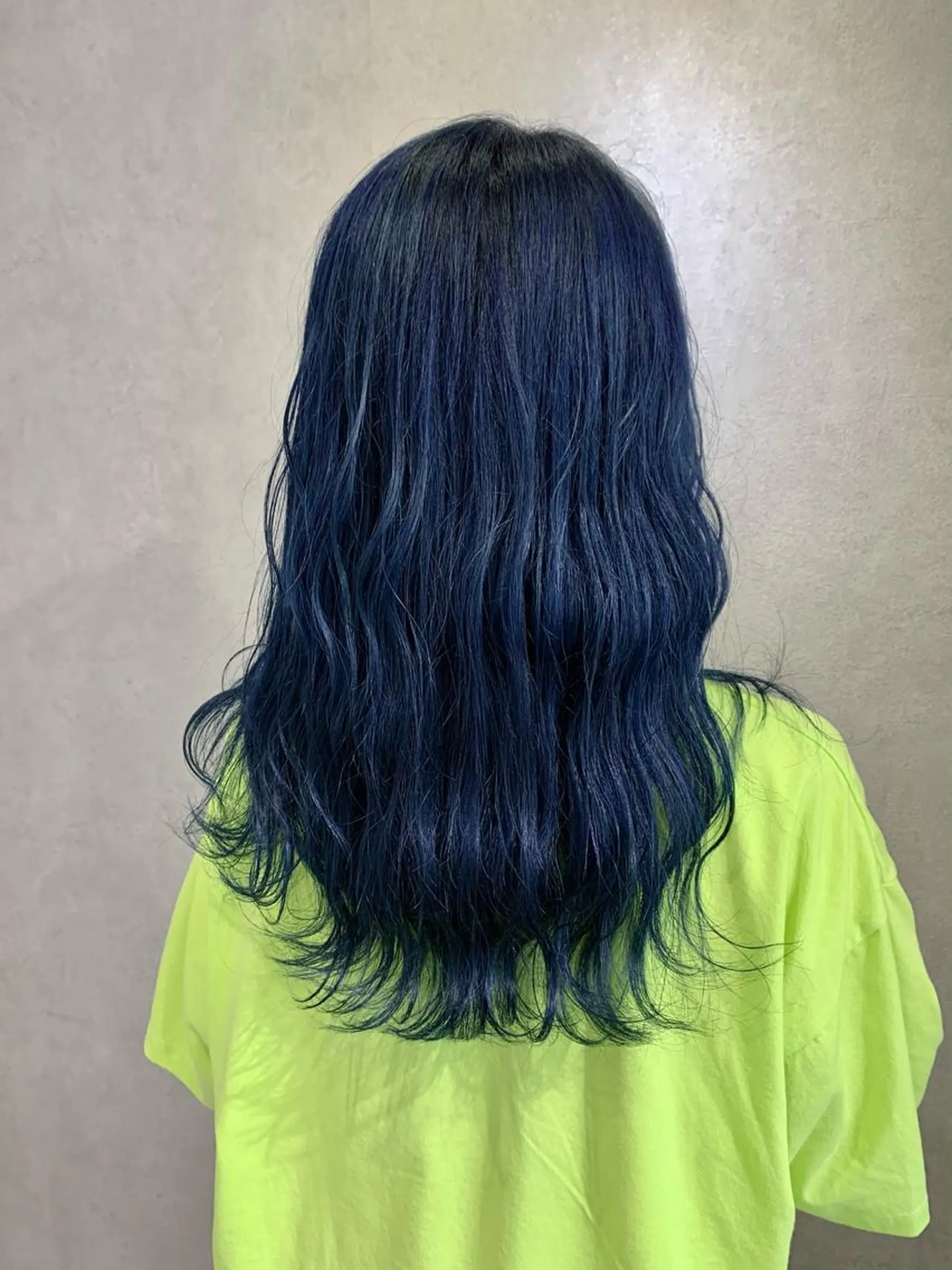 セミロング カラー バレイヤージュ ブルーカラー ブルーバイオレット デザインカラー イヤリングカラー ひばりヶ丘美容室 ✂︎藤原珠輝✂︎のヘアスタイル