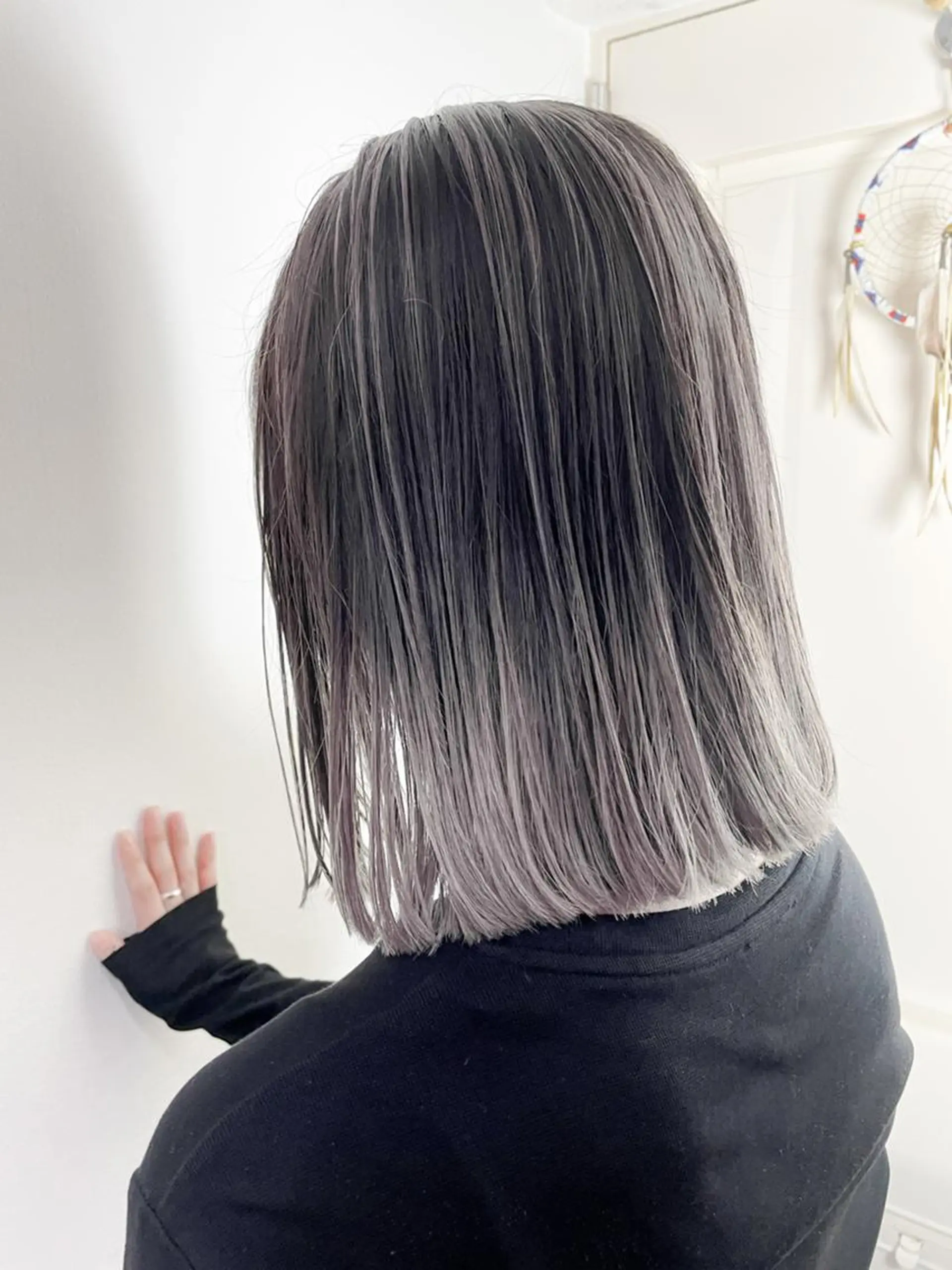 ミディアム カラー バレイヤージュ パープルカラー シルバー レイヤーカット カット ヘアカラー トリートメント WONK. ウォンク 心斎橋のヘアスタイル