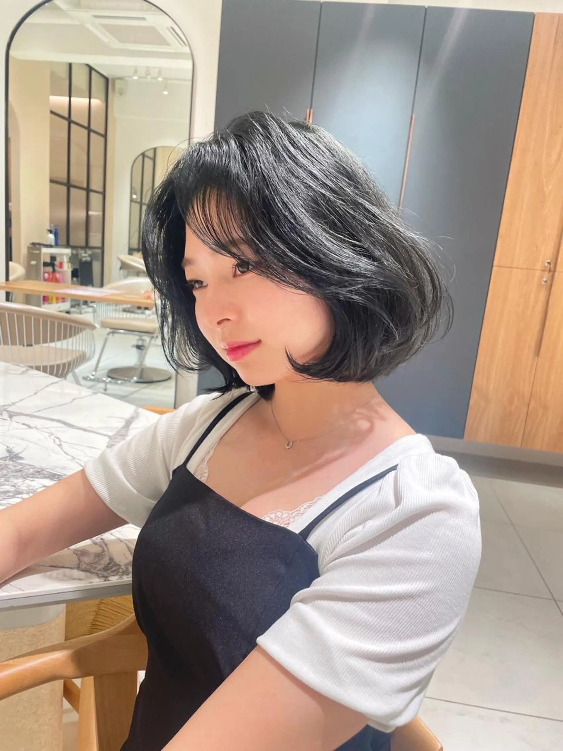 ショート カラー 黒髪 ブリーチ ブルーカラー ブルーブラック ブリーチなしカラー ヘアカラー トリートメント ヘアセット keen 吉祥寺所属・【韓国❤️海外ヘア】 AYAKAのヘアスタイル