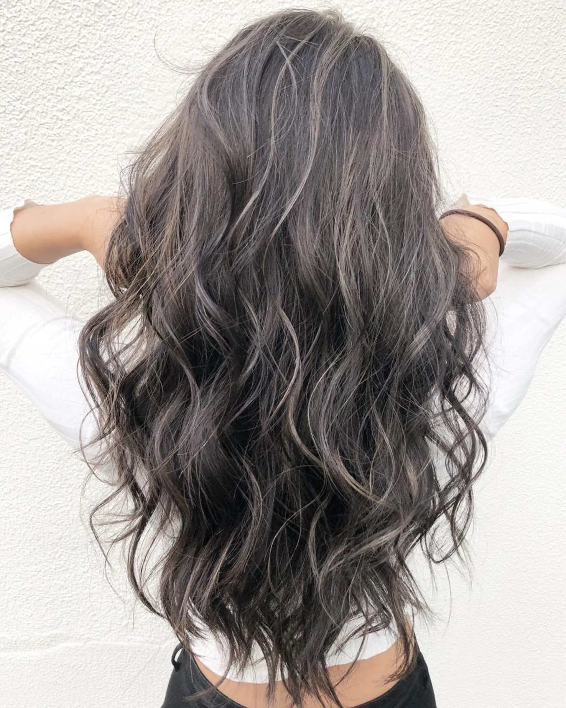 ロング カラー ハイライトカラー ハイライト レイヤーカット BLend 渋谷のヘアスタイル