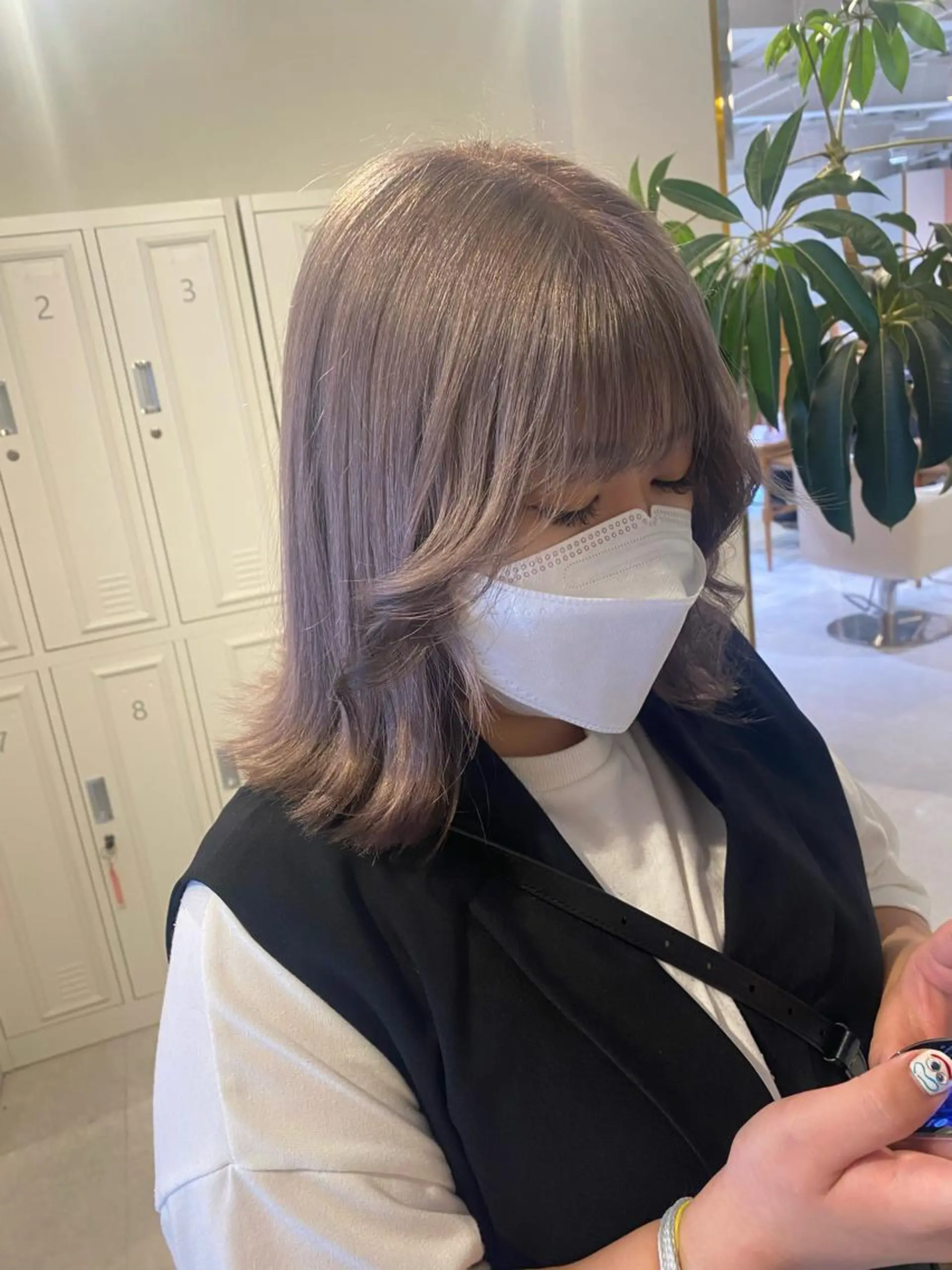 ミディアム カット 梛木 唯のヘアスタイル