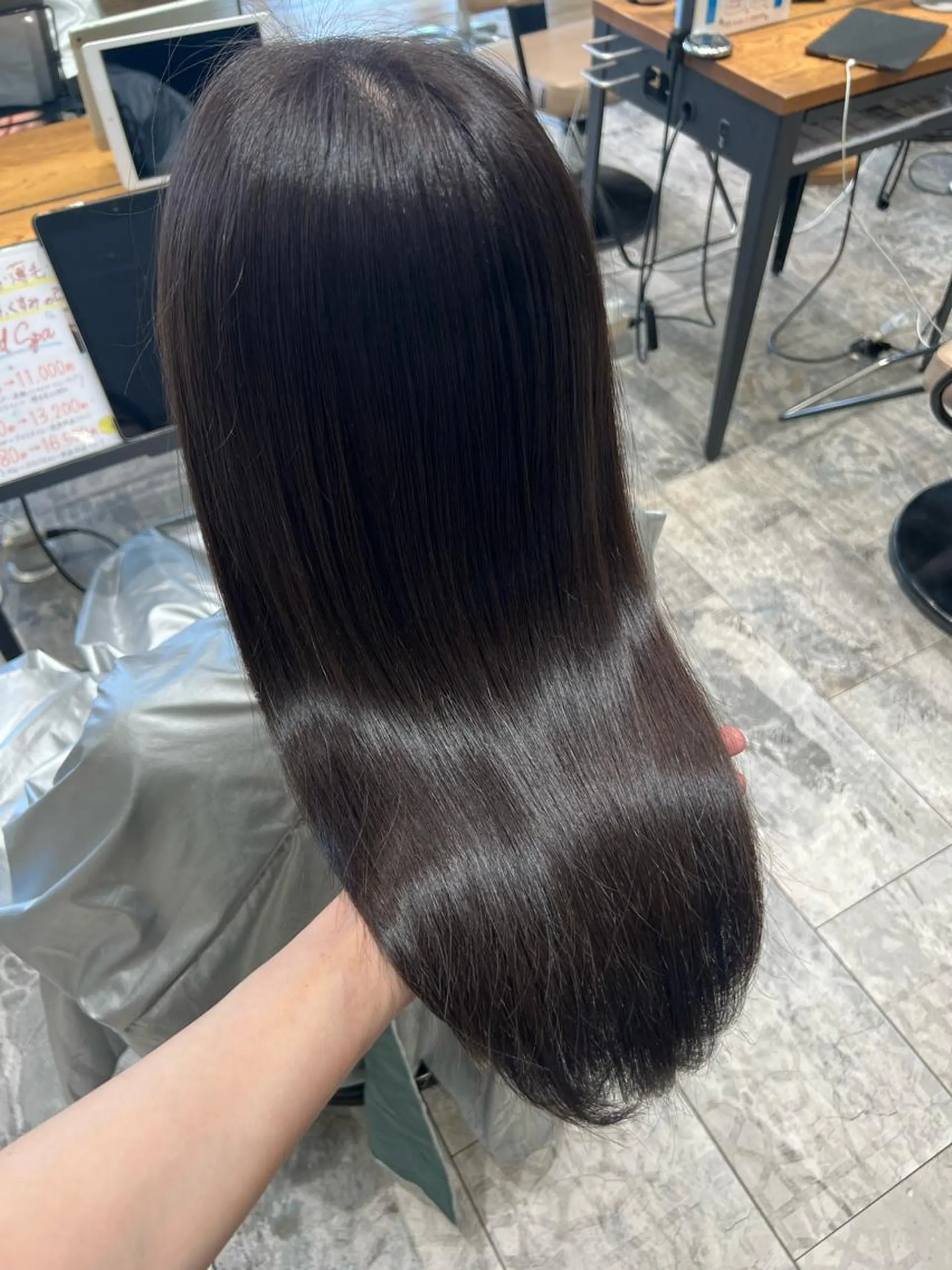 ロング カラー ヘアカラー トリートメント 透明感🫧 佐藤歩夢のヘアスタイル