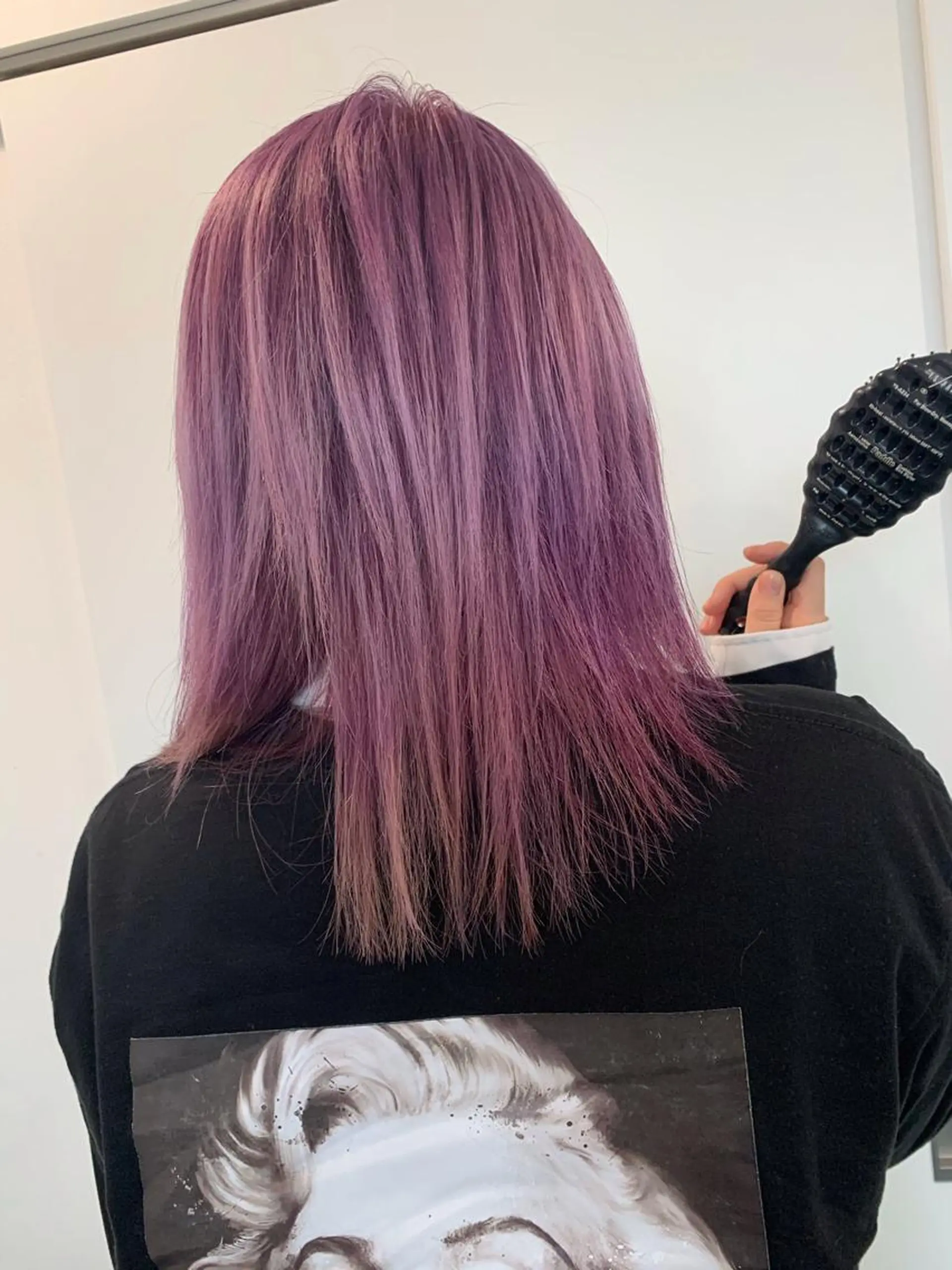 ショート アッシュ ハイライト レイヤーカット ヘアカラー stylist ネネのヘアスタイル