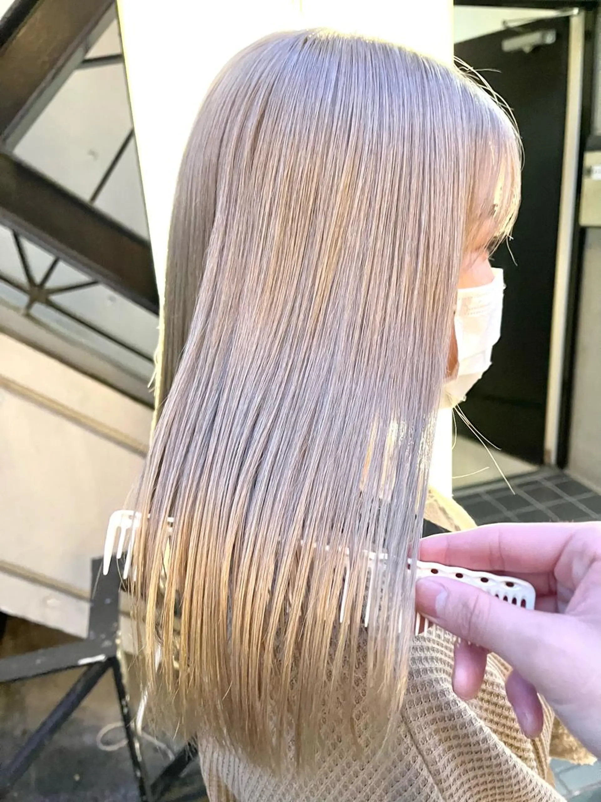 セミロング カラー ベージュカラー ブリーチ ホワイトベージュ mee.urawa所属・似合わせショート×透 明感/やじまたかしのヘアスタイル